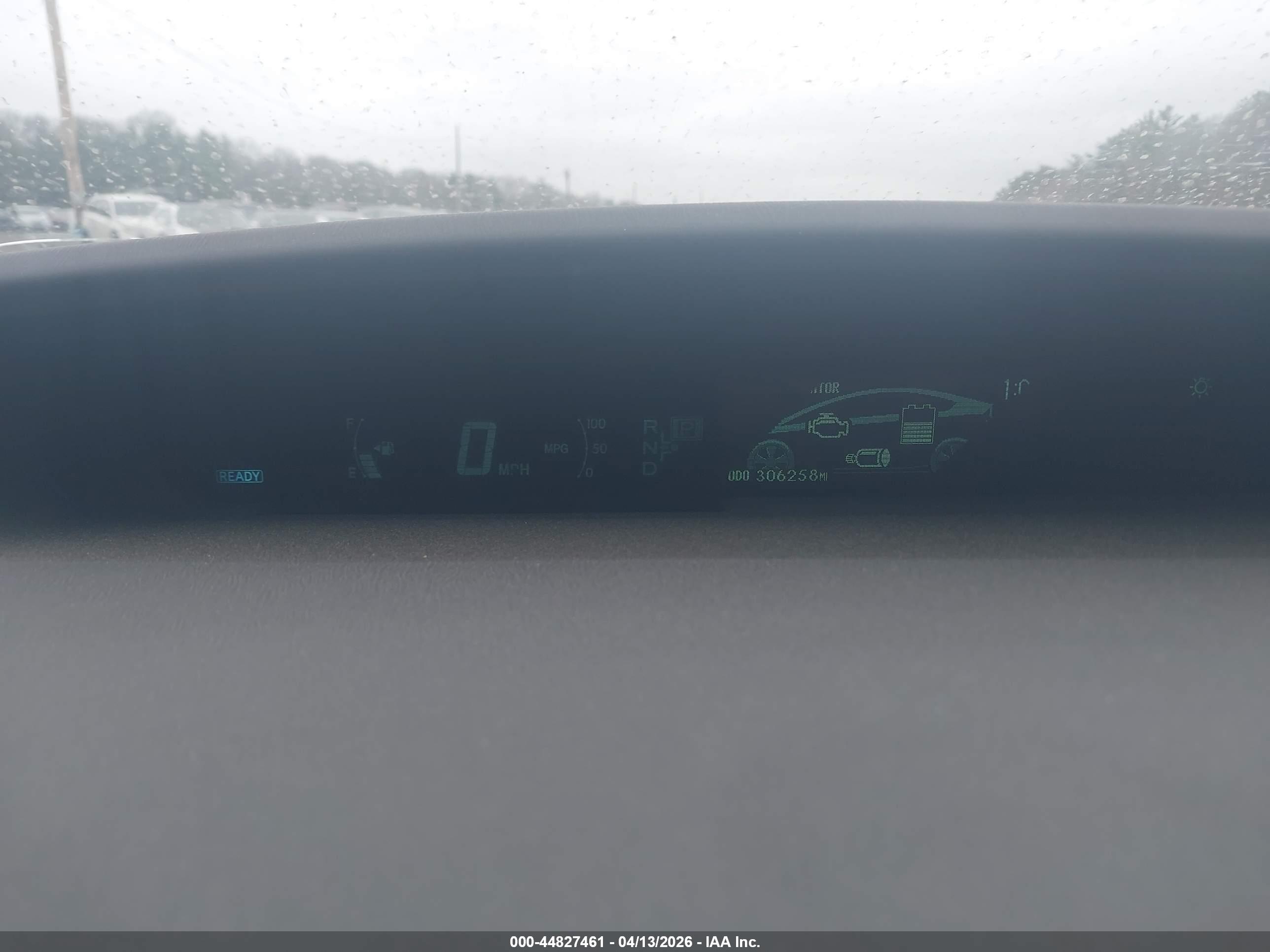 TOYOTA PRIUS image 7