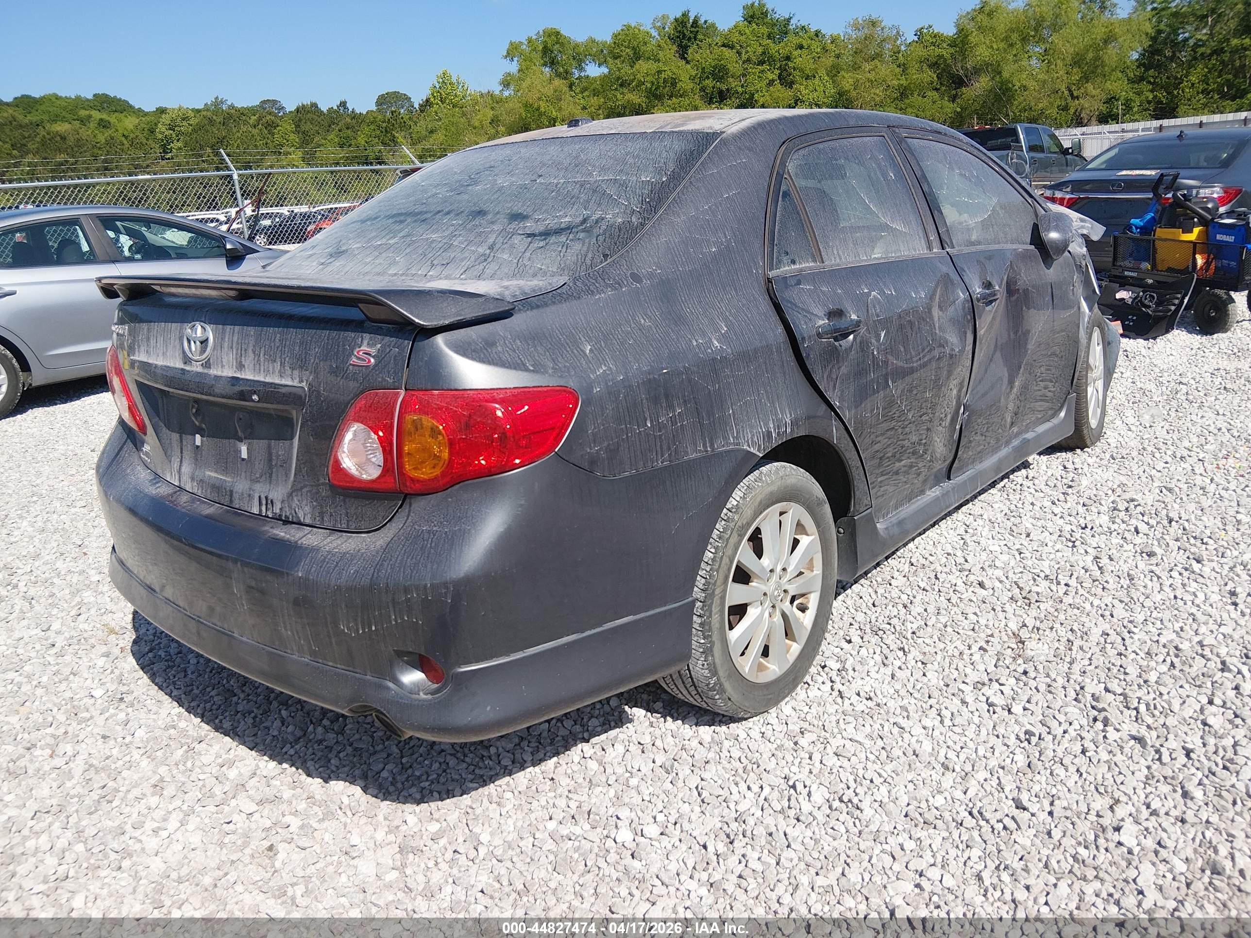 TOYOTA COROLLA image 4