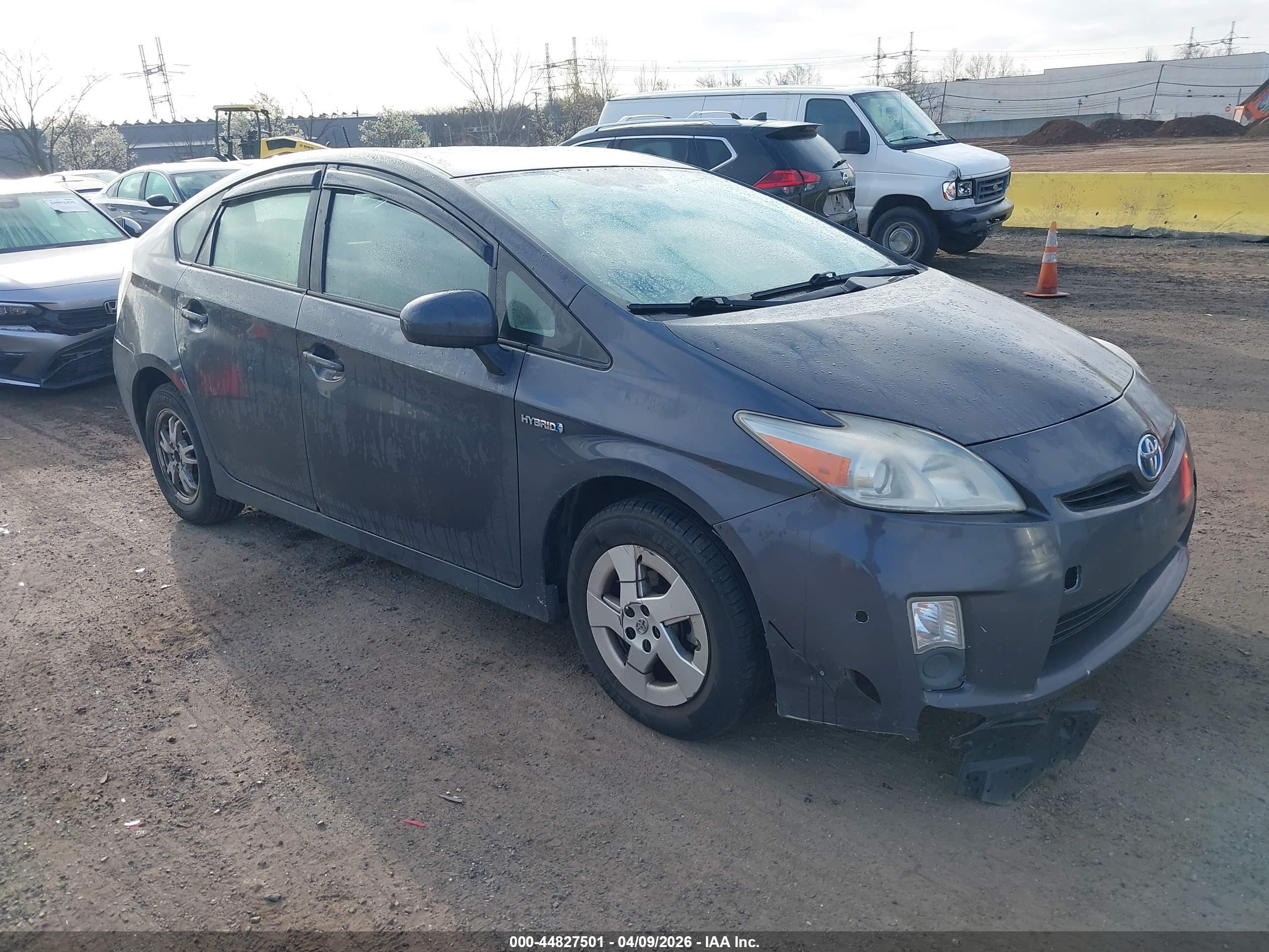 TOYOTA PRIUS image 6