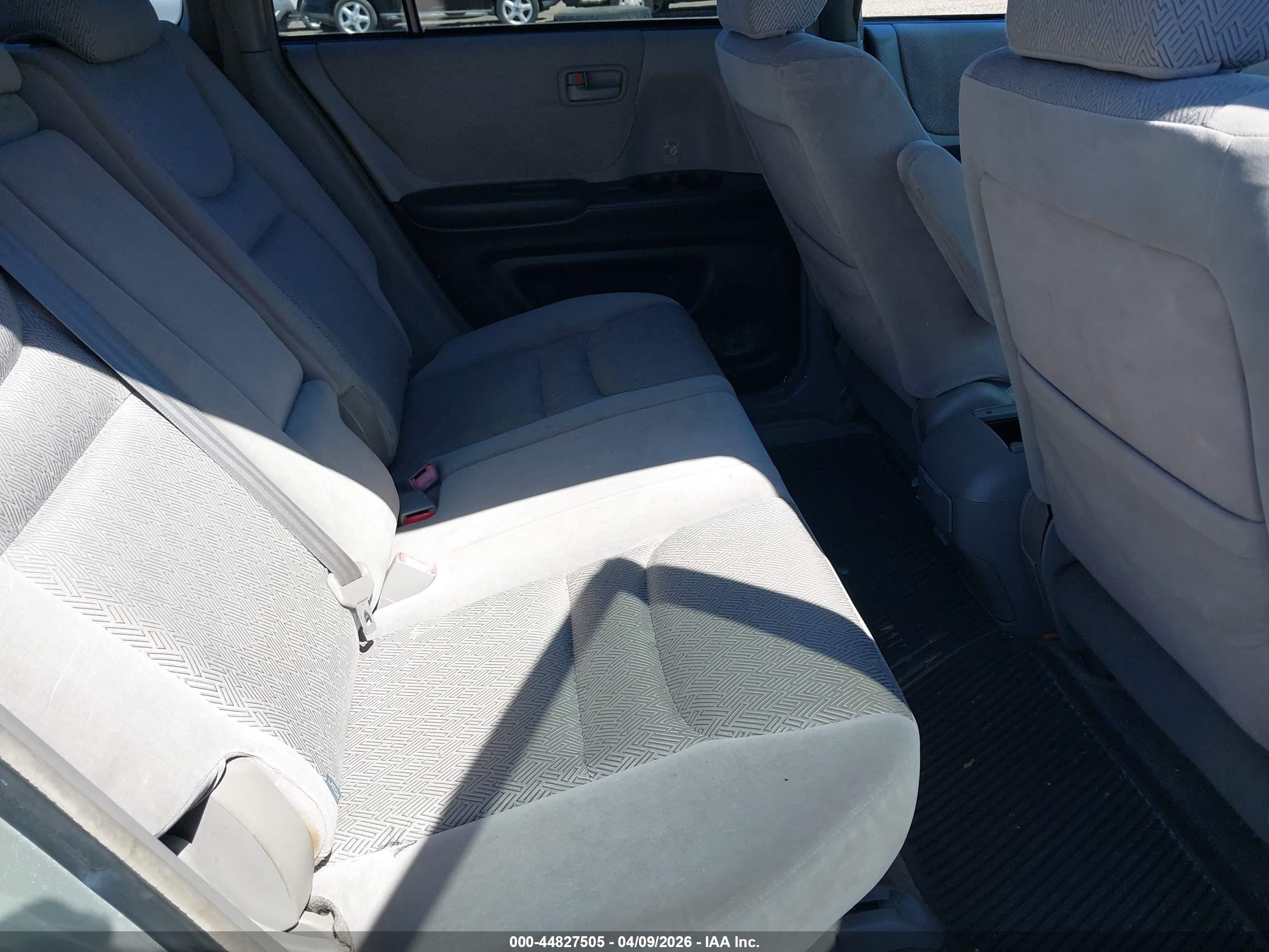 TOYOTA HIGHLANDER image 8