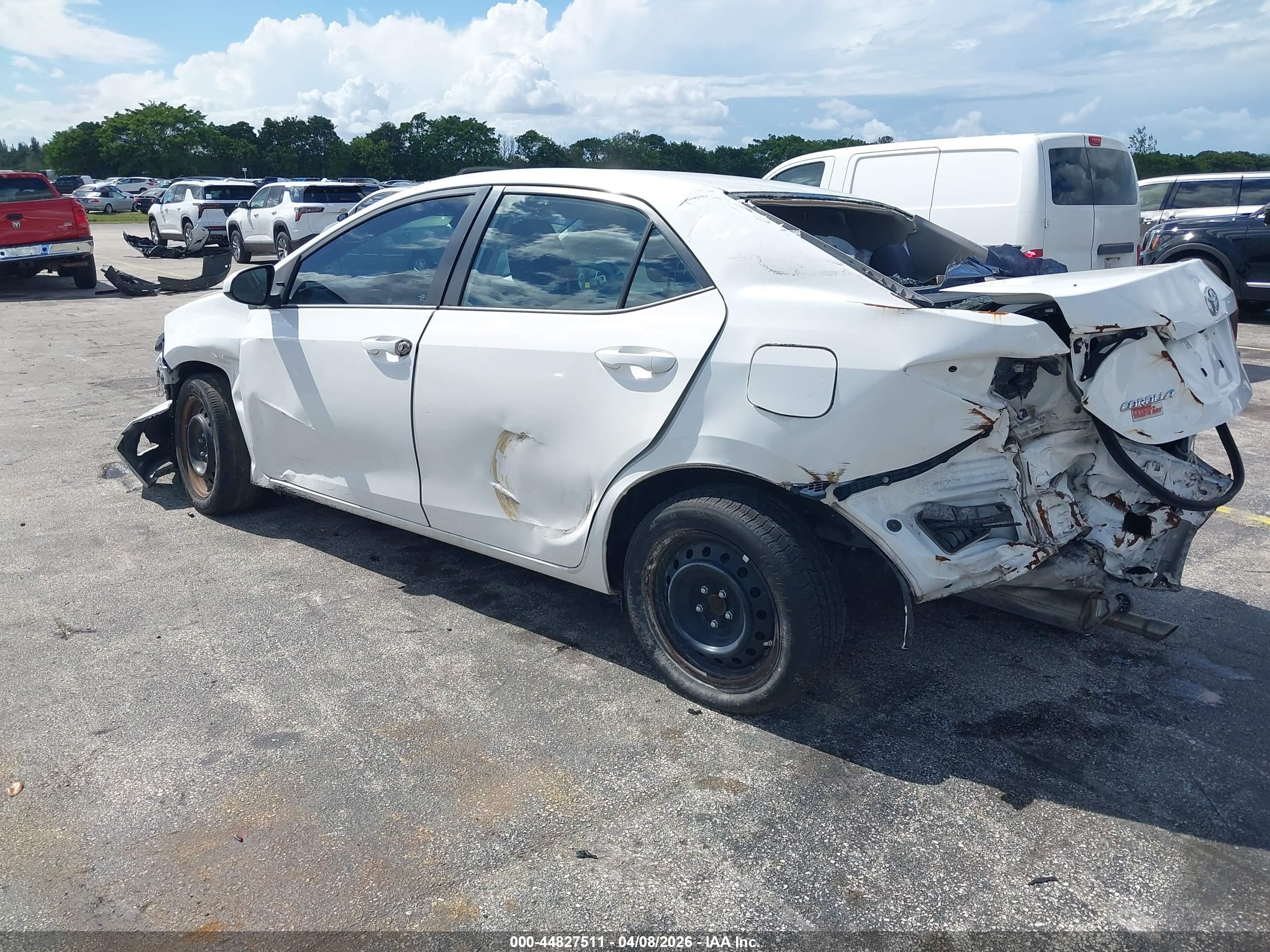 TOYOTA COROLLA image 3