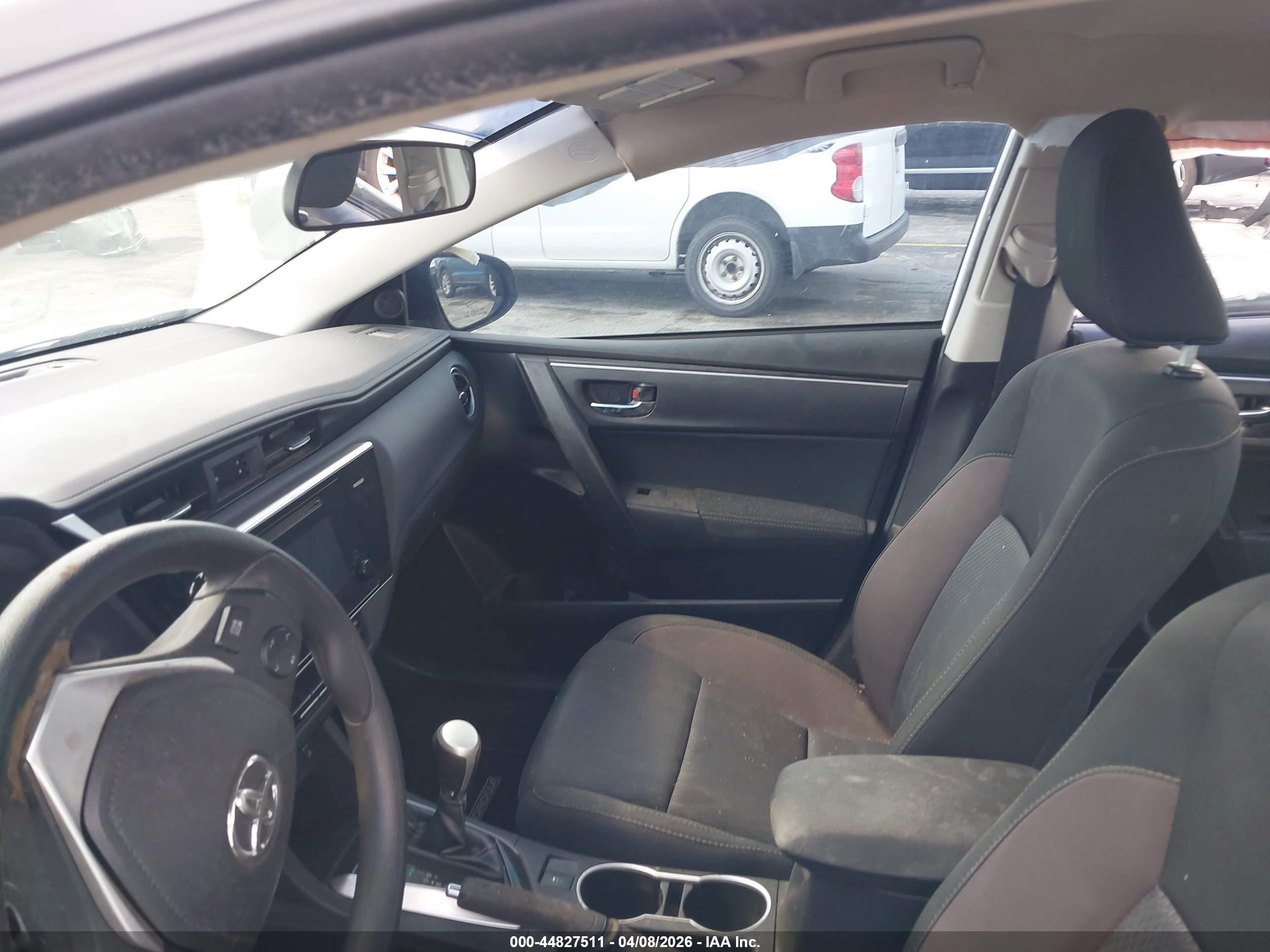 TOYOTA COROLLA image 5