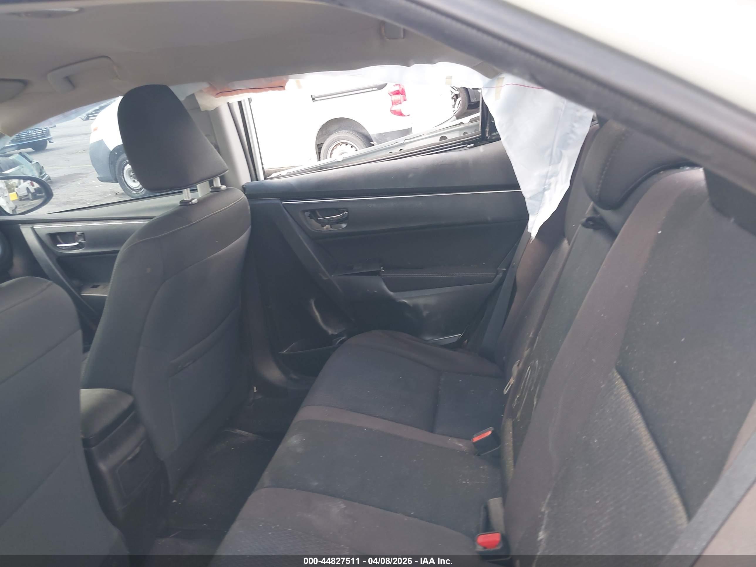 TOYOTA COROLLA image 8