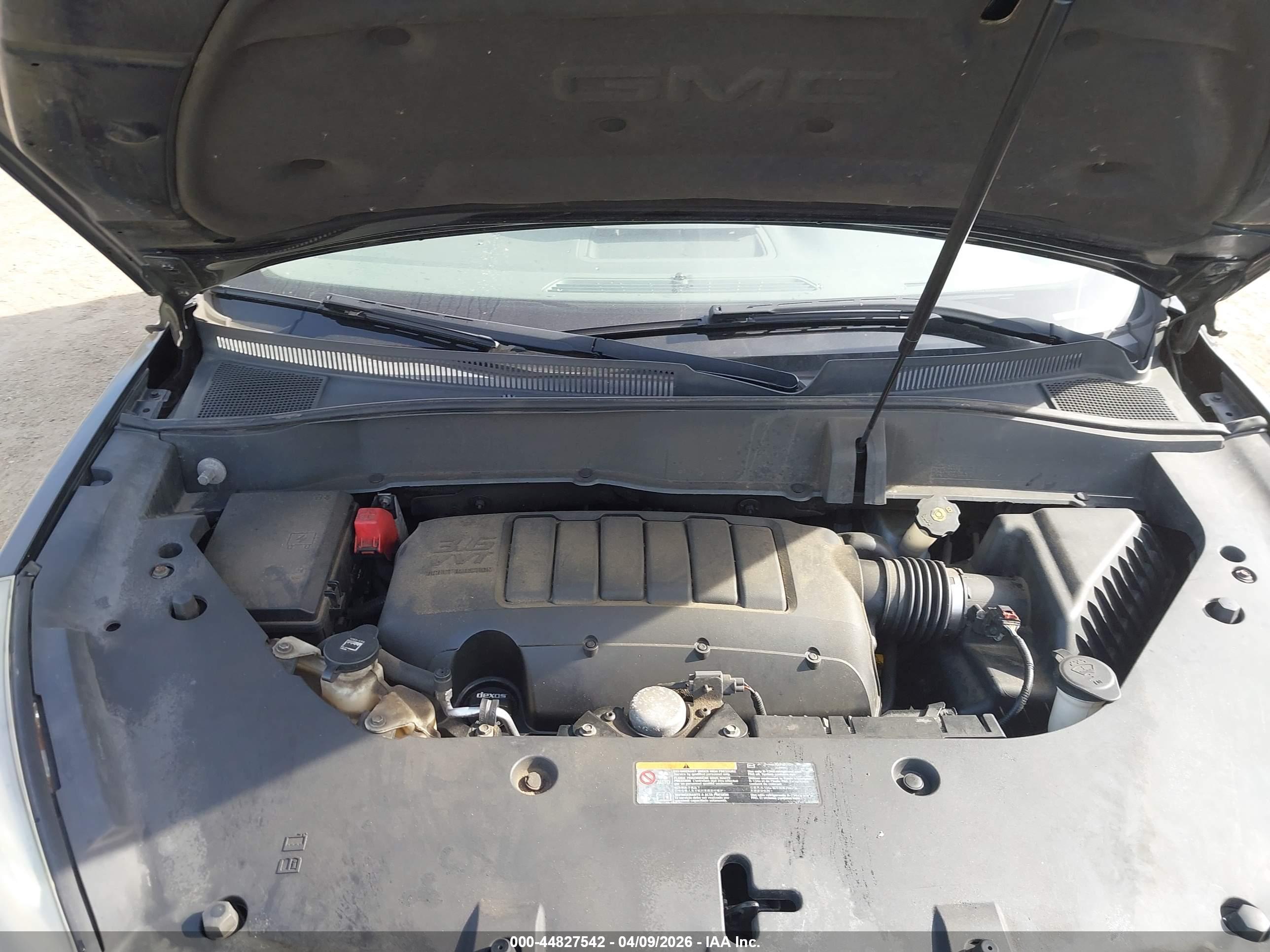 GMC ACADIA image 10