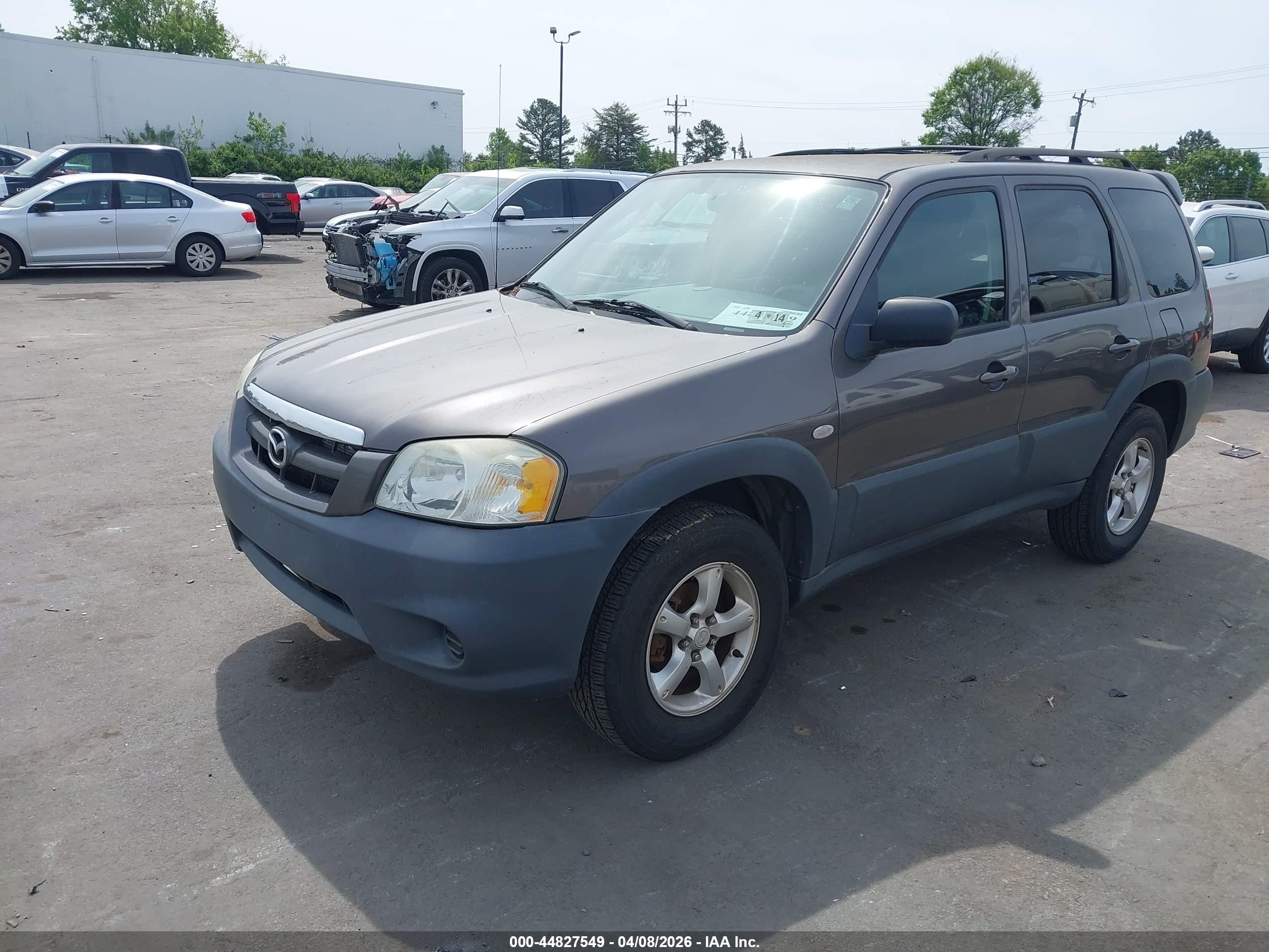 MAZDA TRIBUTE image 2
