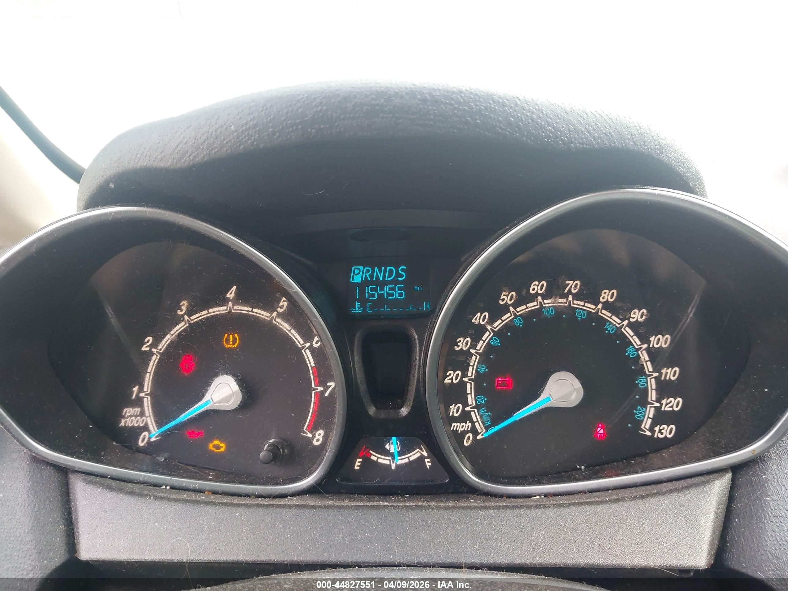 FORD FIESTA image 7