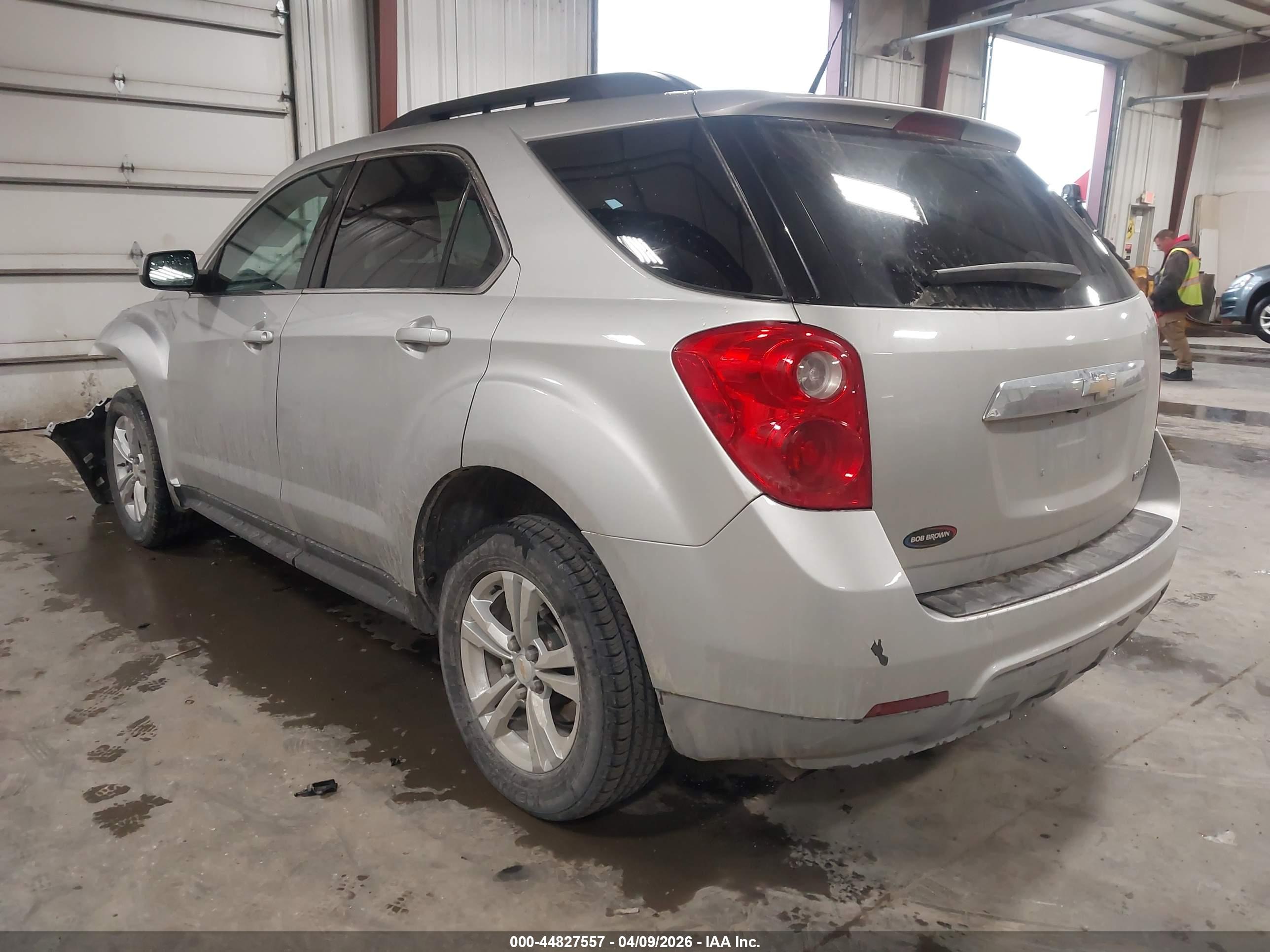 CHEVROLET EQUINOX image 3