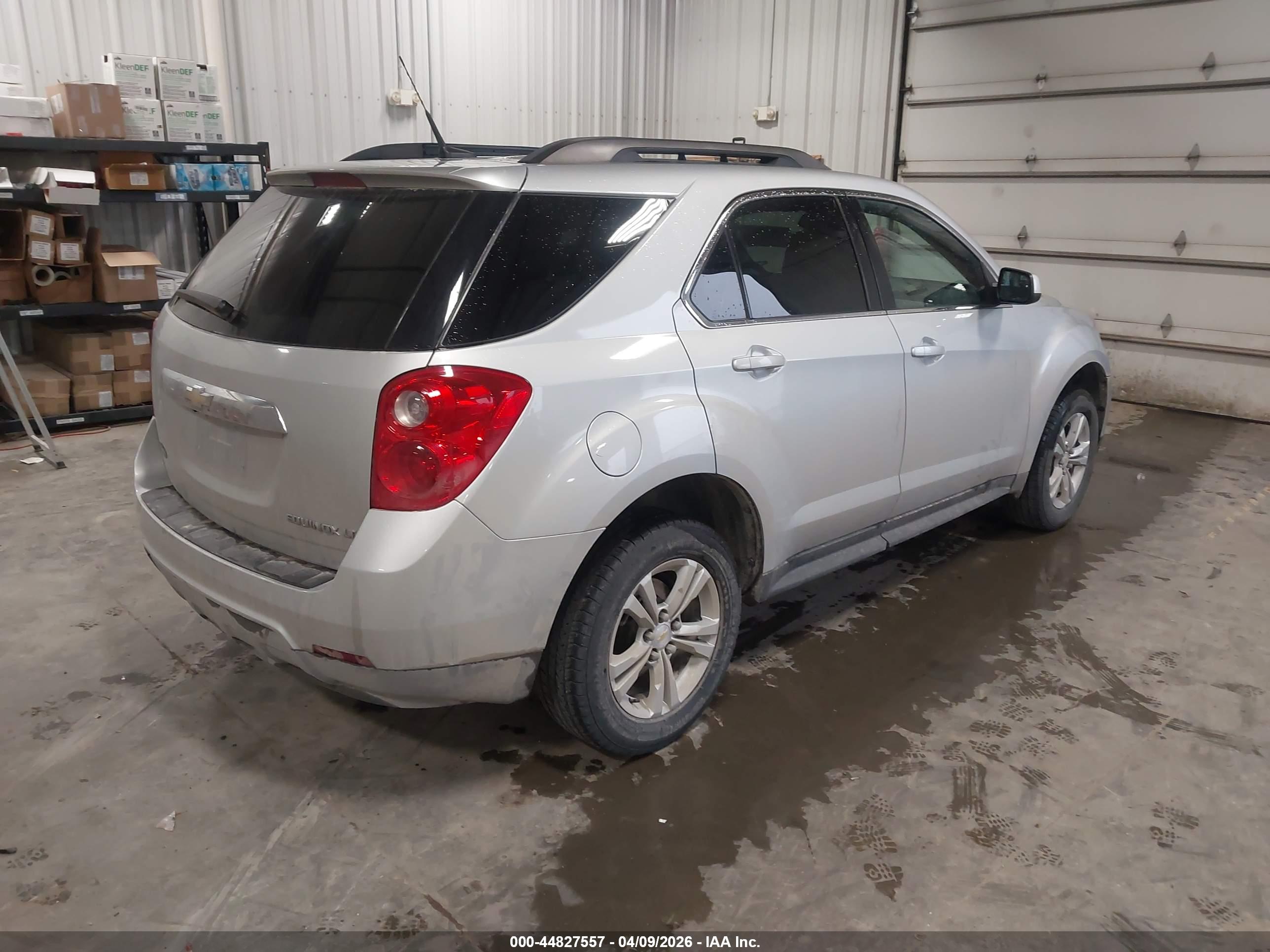 CHEVROLET EQUINOX image 4