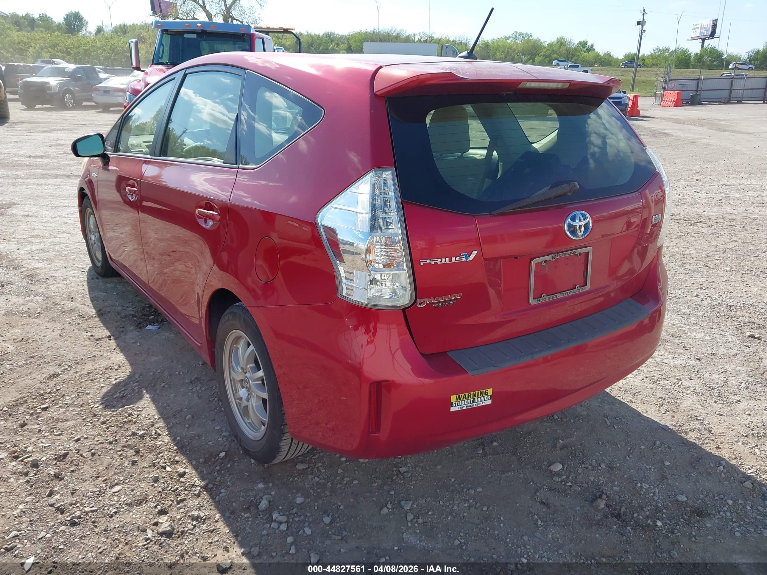TOYOTA PRIUS image 3