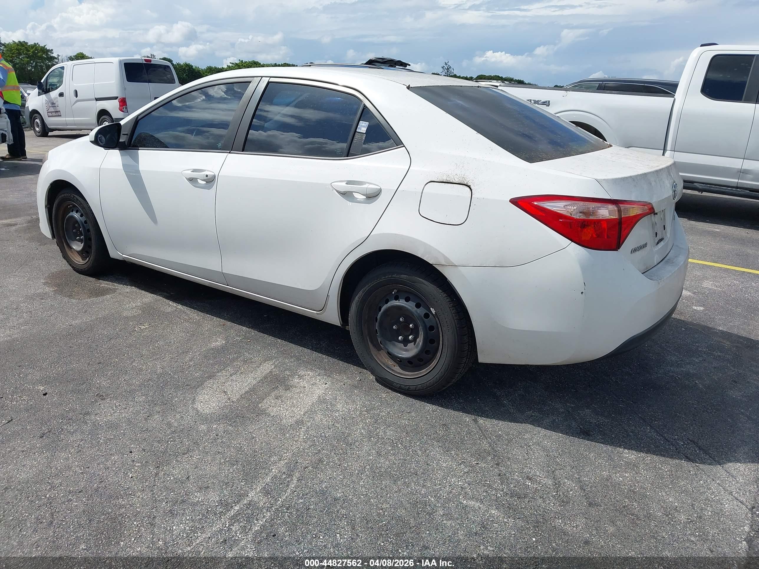 TOYOTA COROLLA image 3