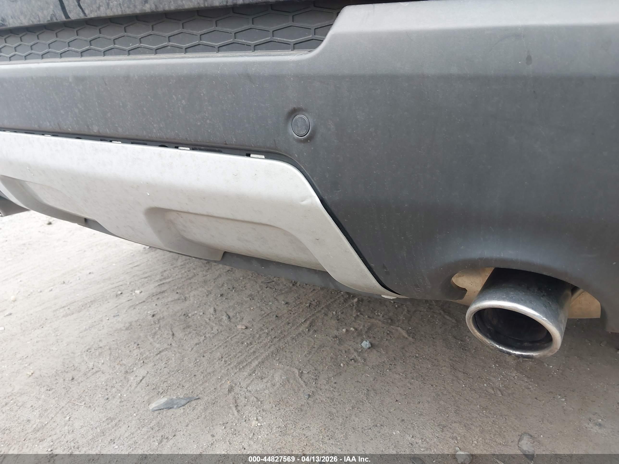 LAND ROVER image 6