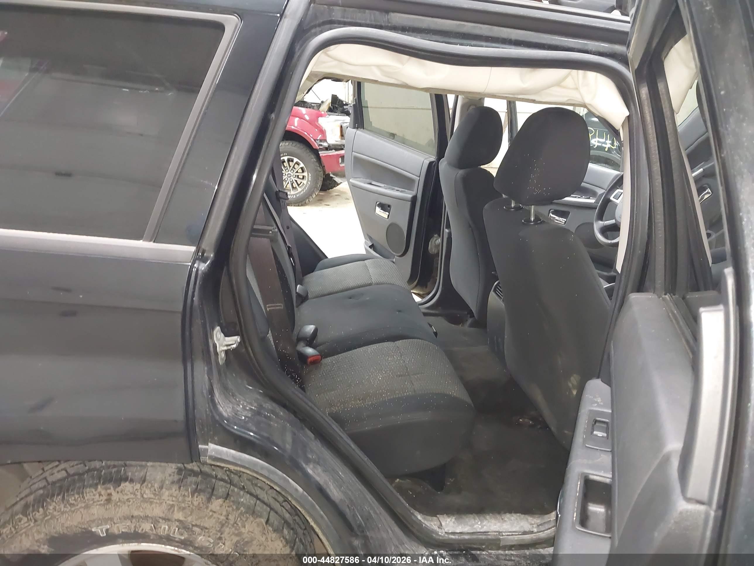 JEEP GRAND image 8