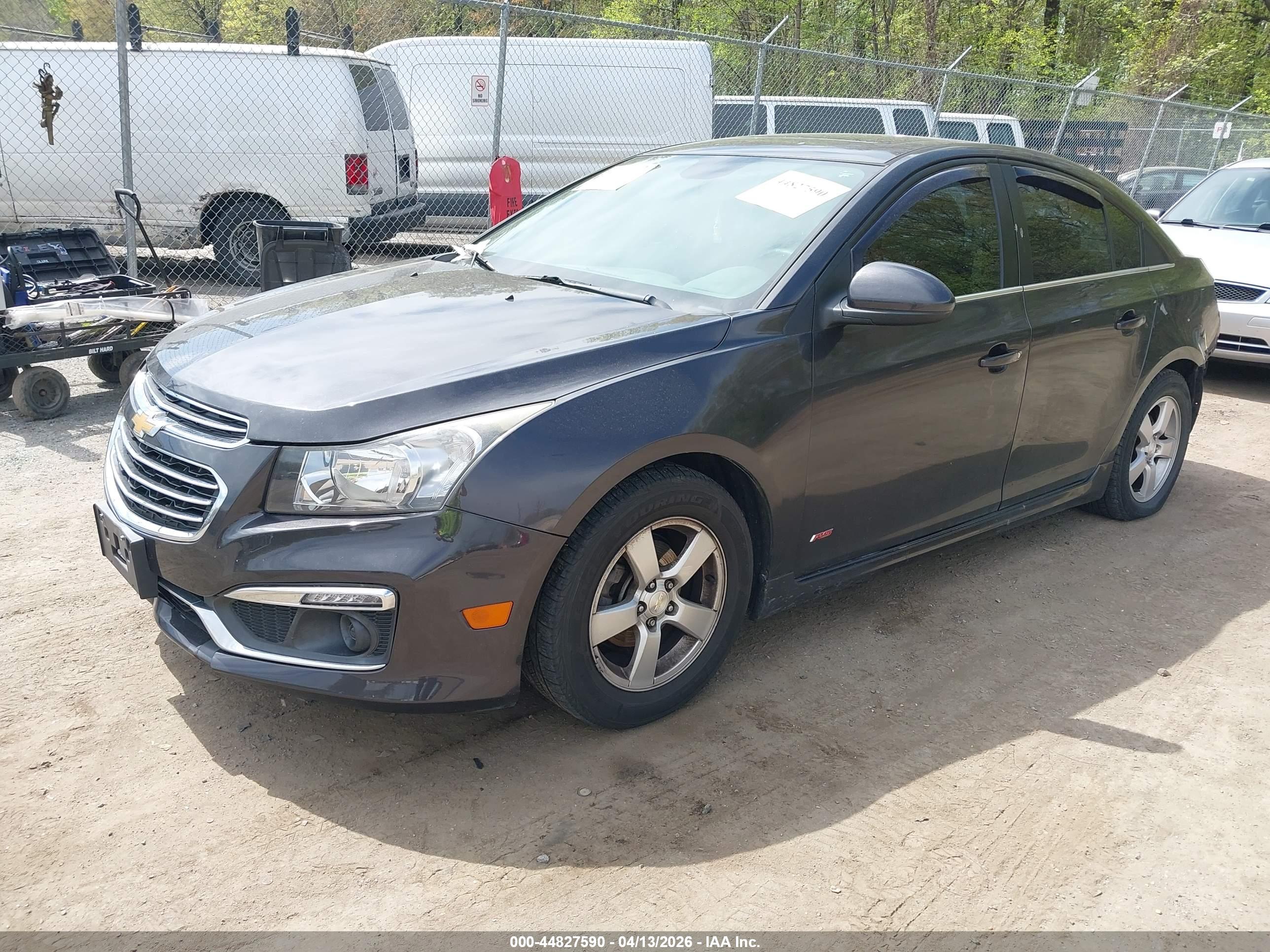 CHEVROLET CRUZE image 2