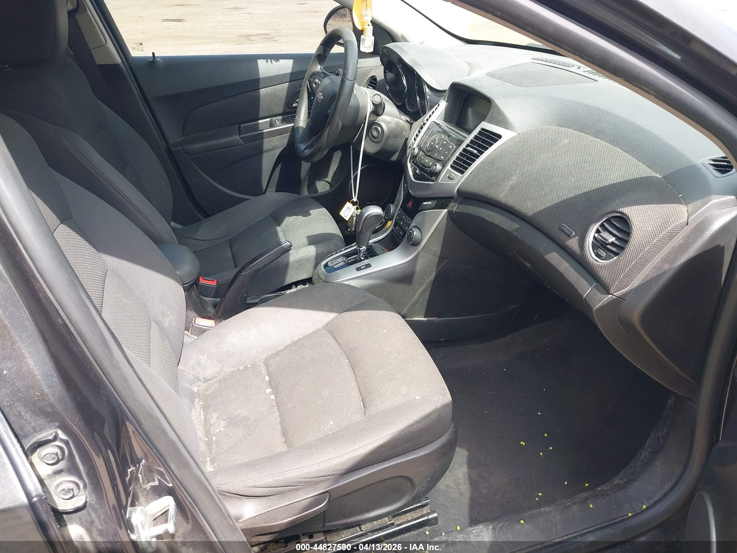 CHEVROLET CRUZE image 5