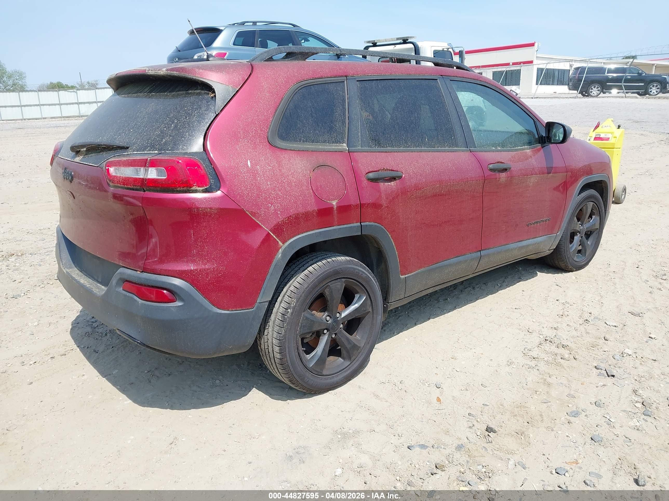 JEEP CHEROKEE image 4