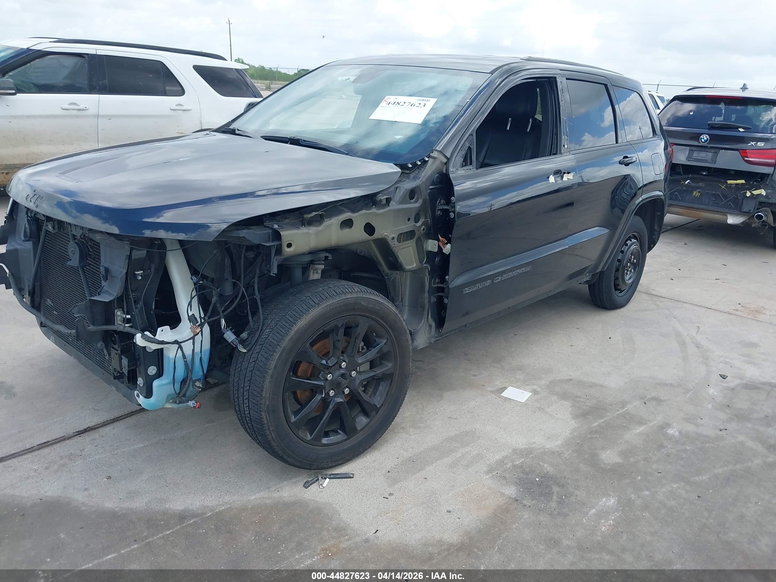 JEEP GRAND image 2