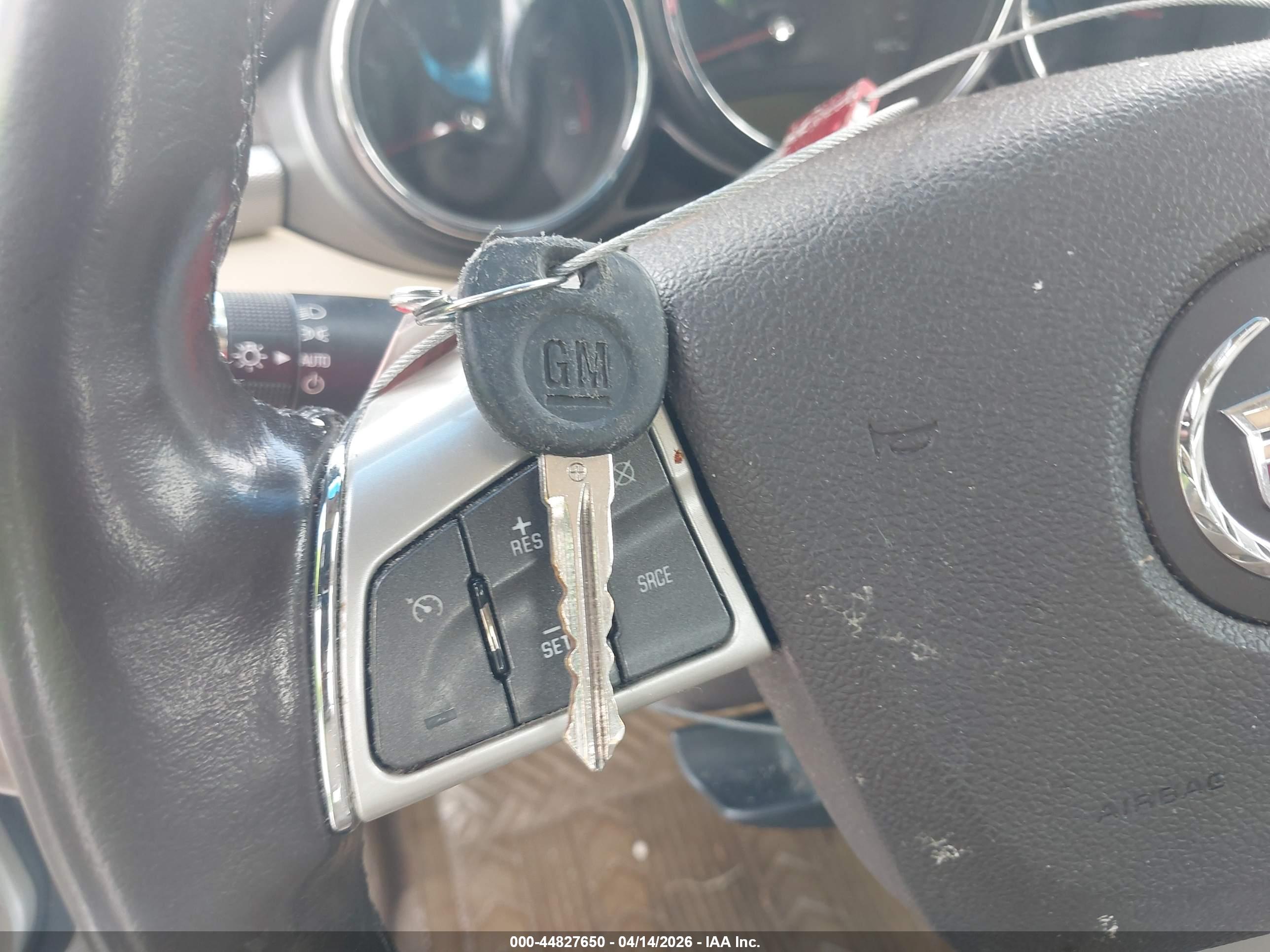 CADILLAC CTS image 11