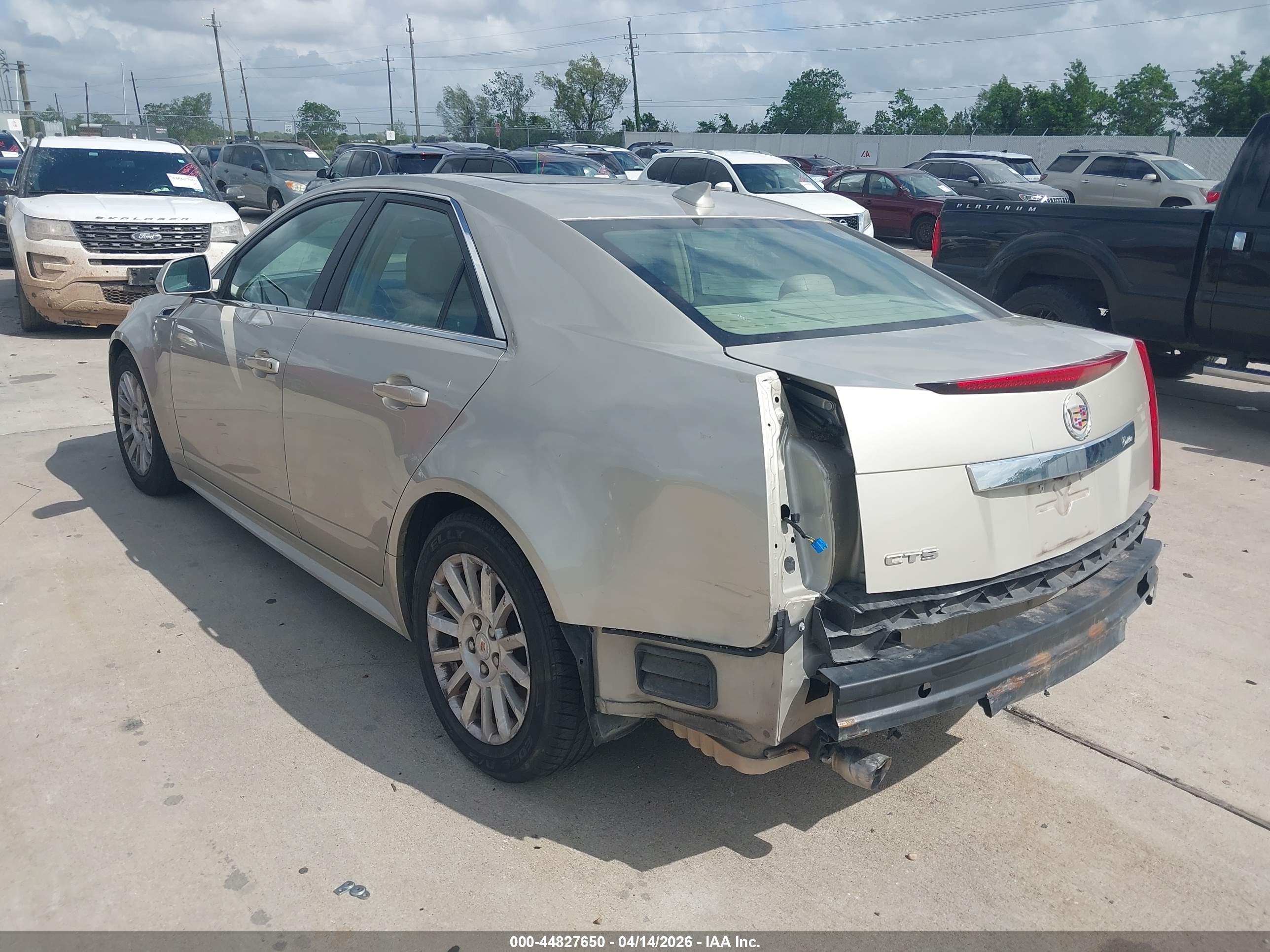 CADILLAC CTS image 3