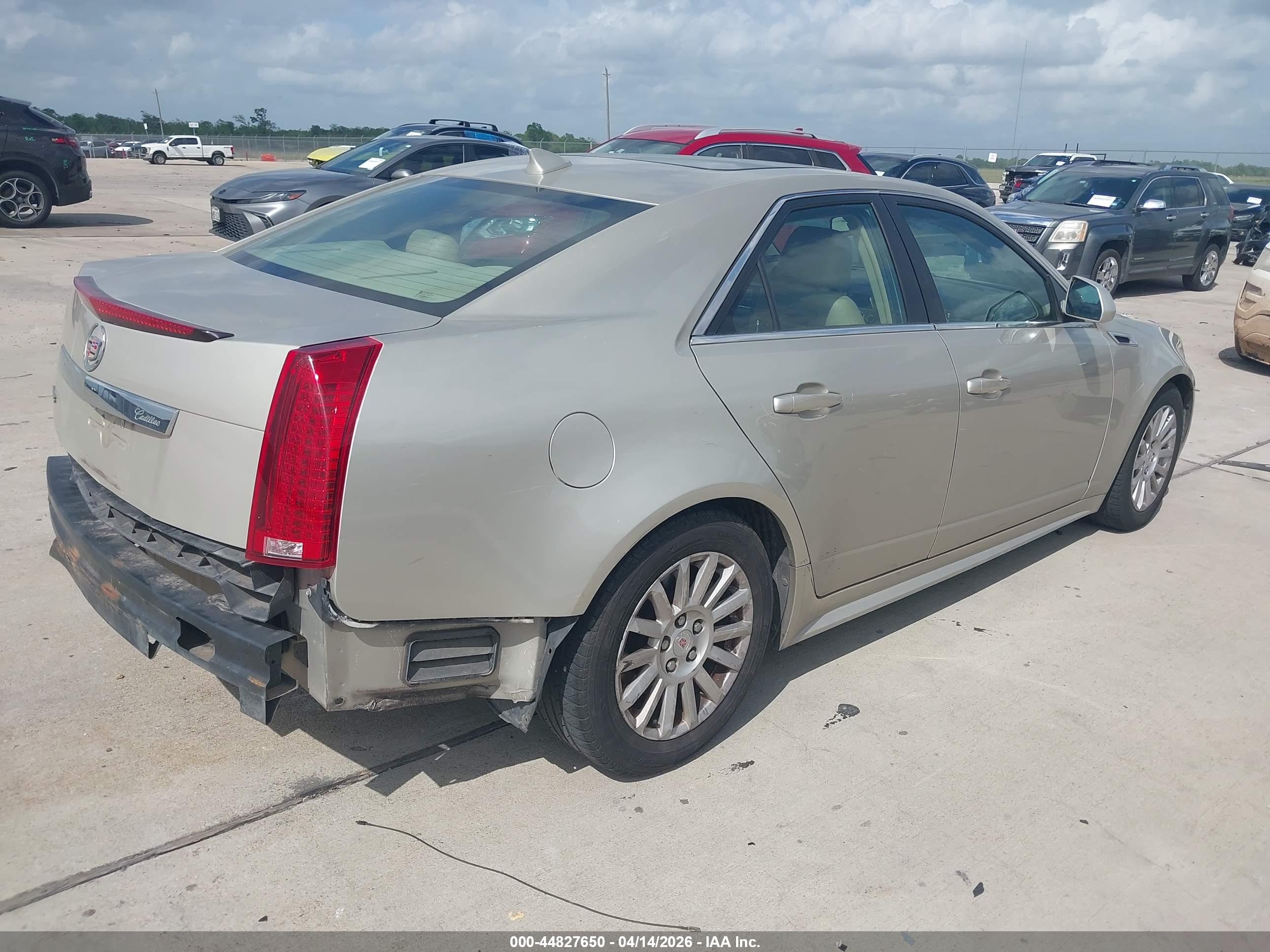 CADILLAC CTS image 4