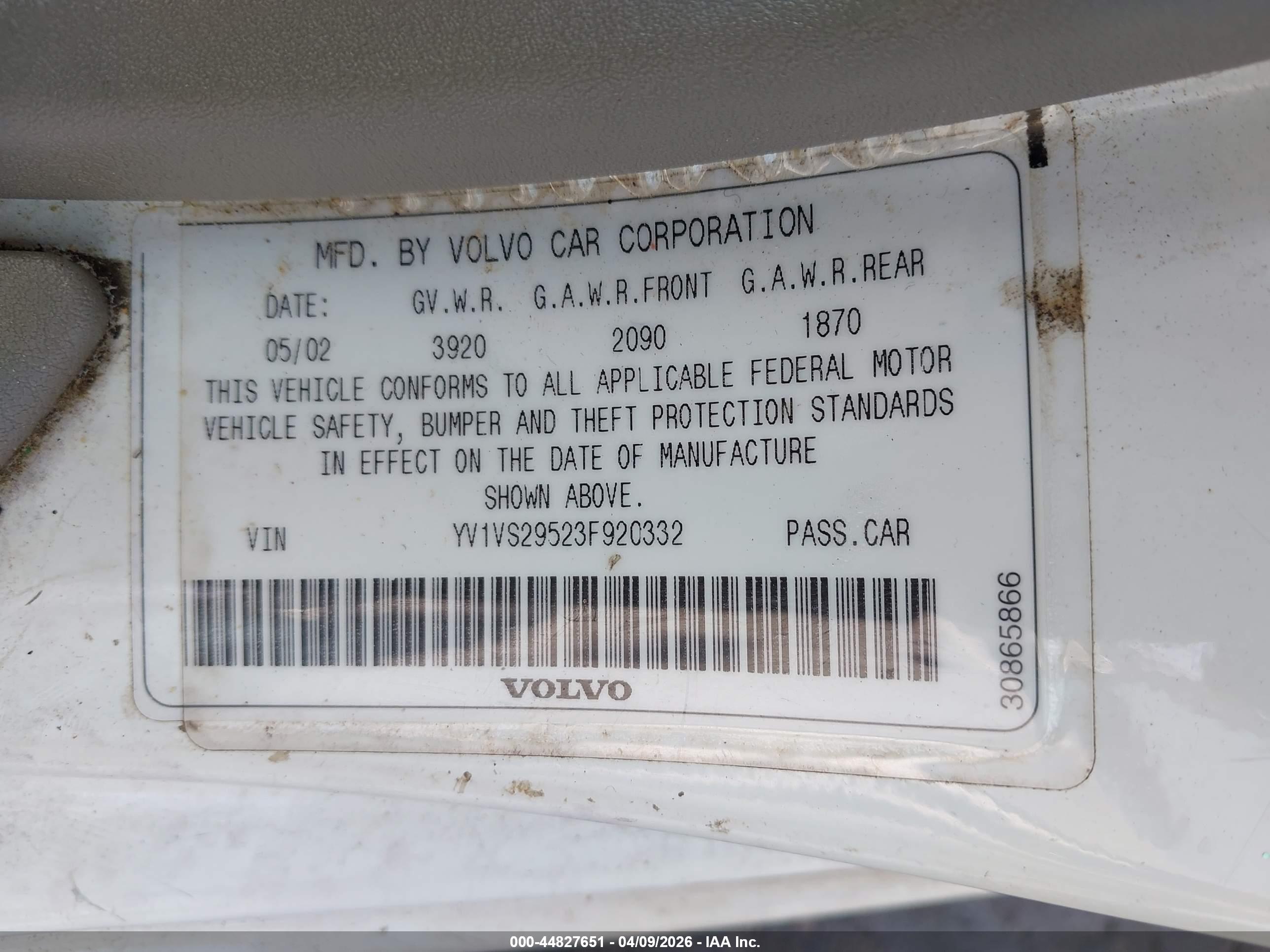 VOLVO S40 image 9