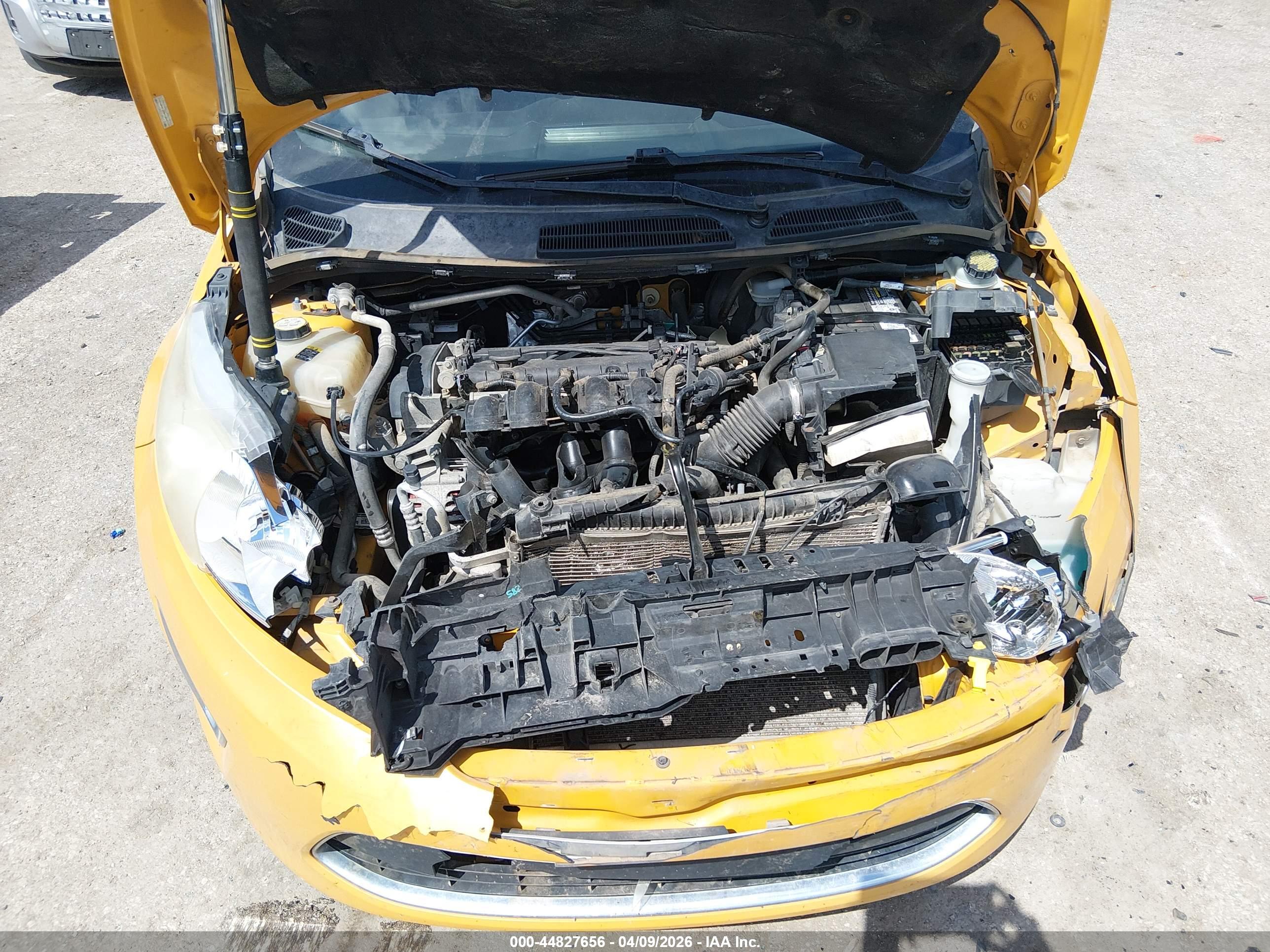 FORD FIESTA image 10