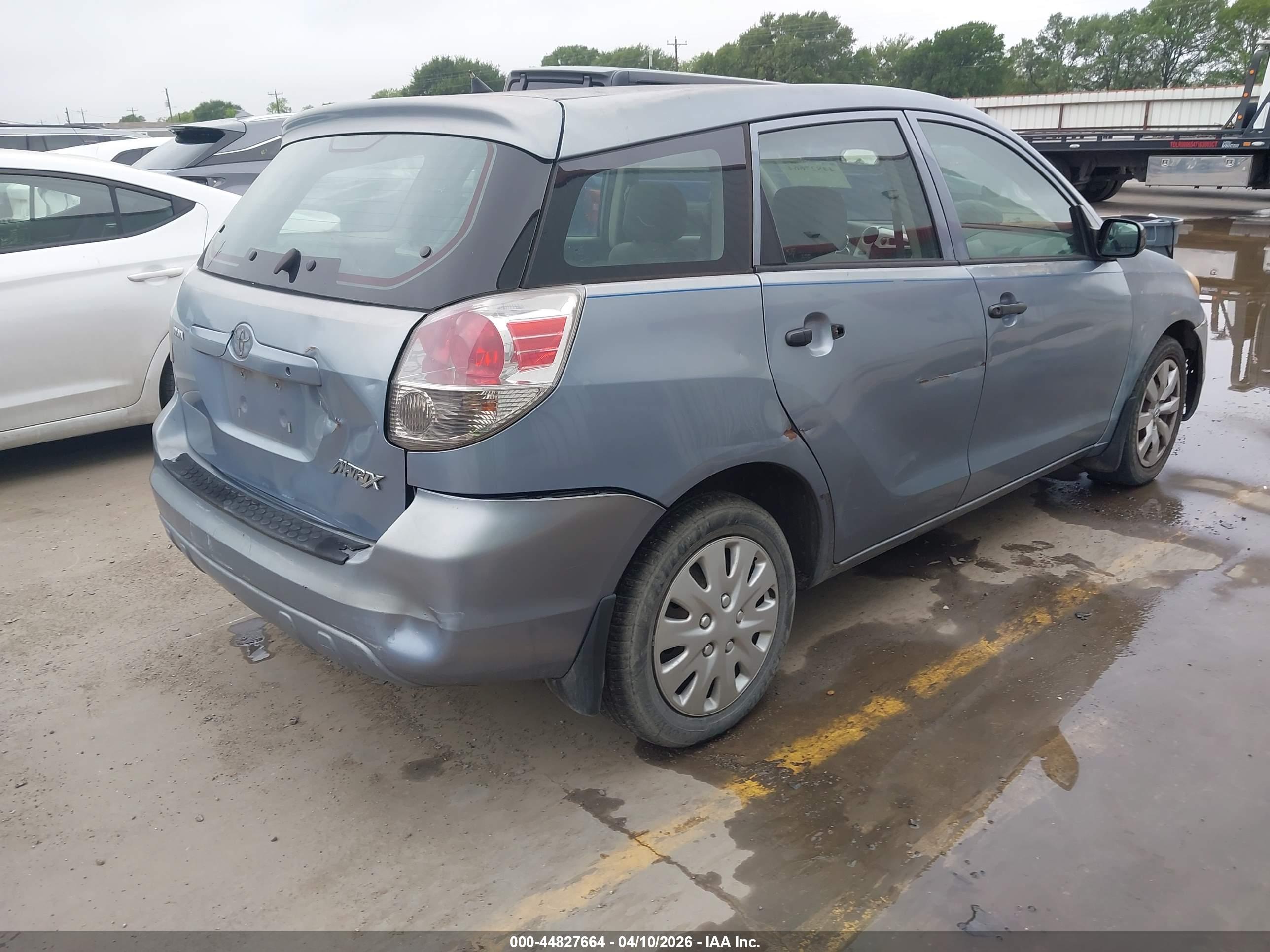 TOYOTA MATRIX image 4