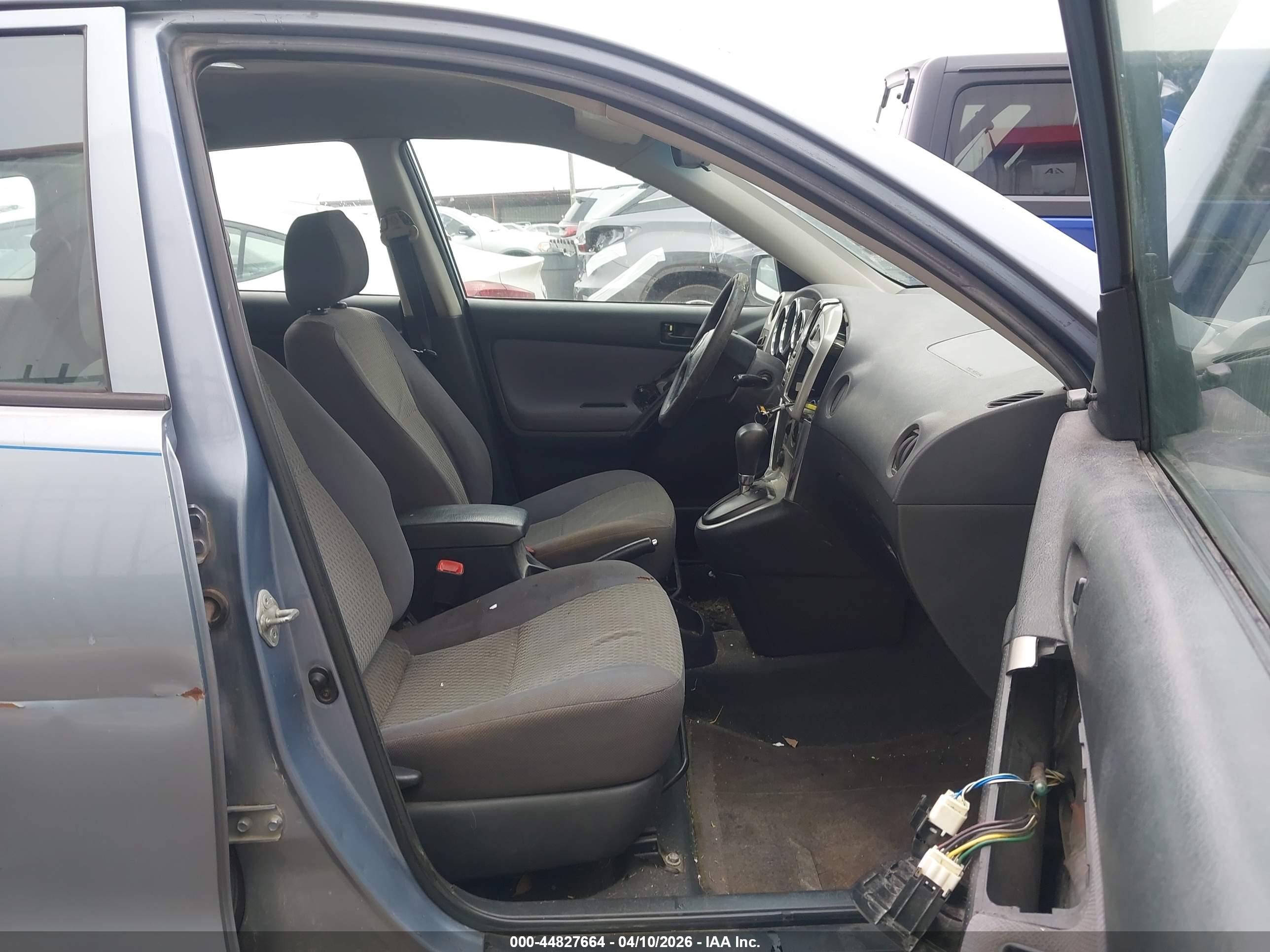 TOYOTA MATRIX image 5