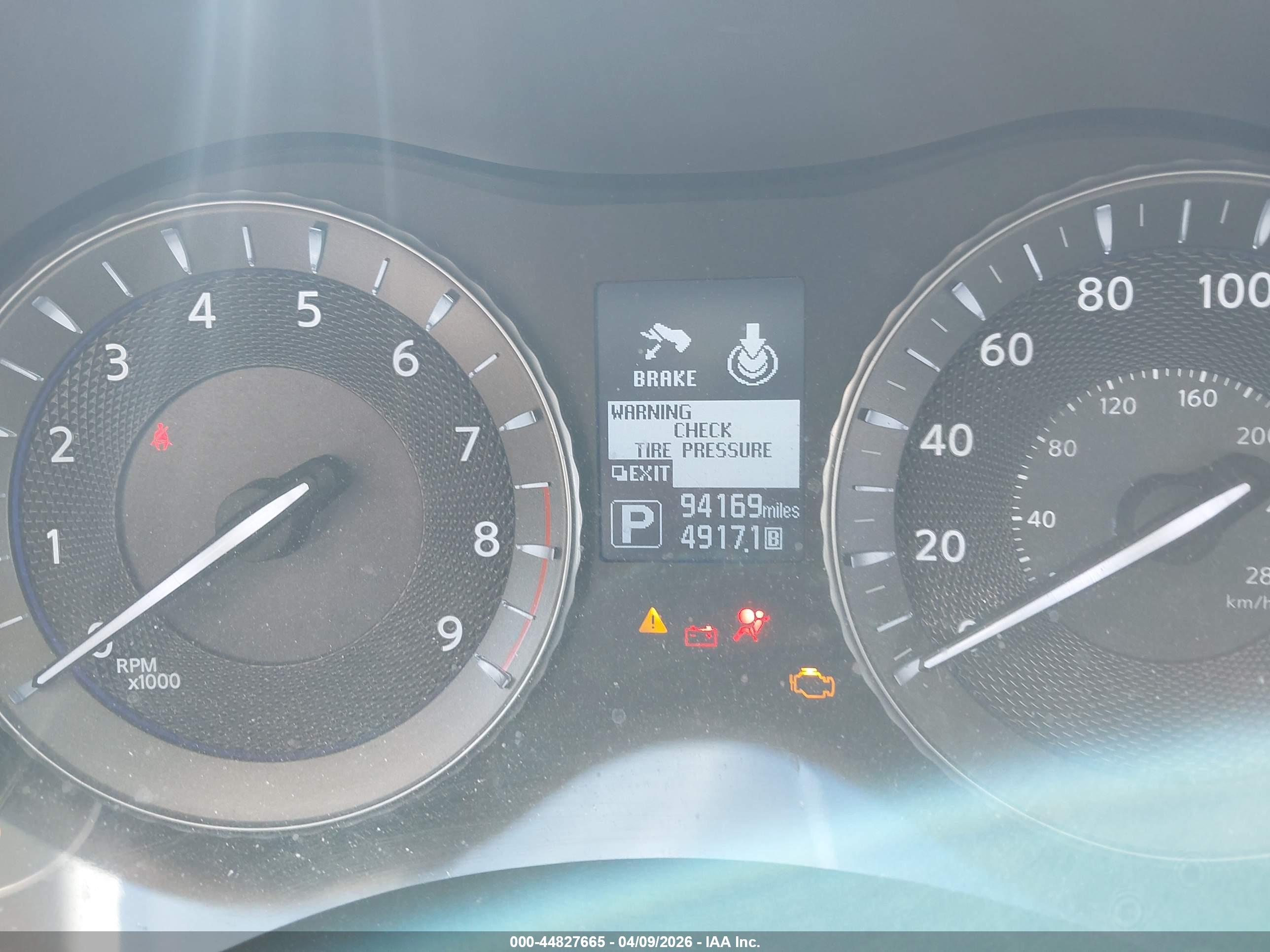 INFINITI Q70 image 7