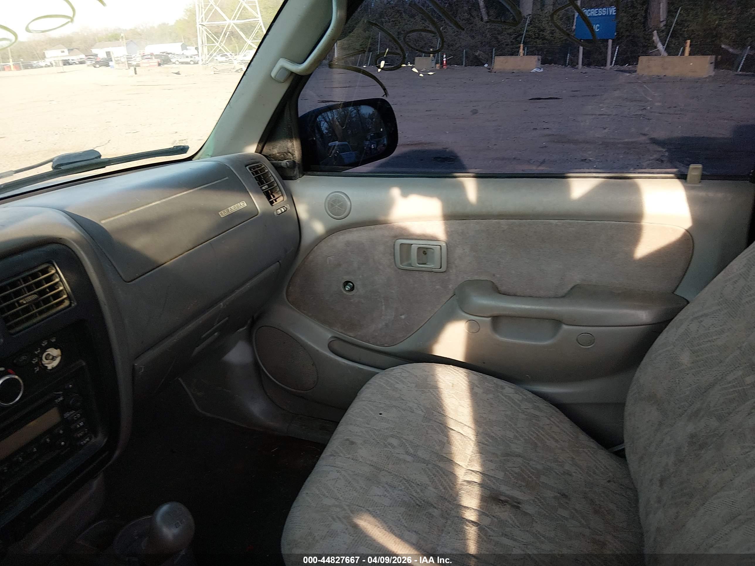 TOYOTA TACOMA image 5