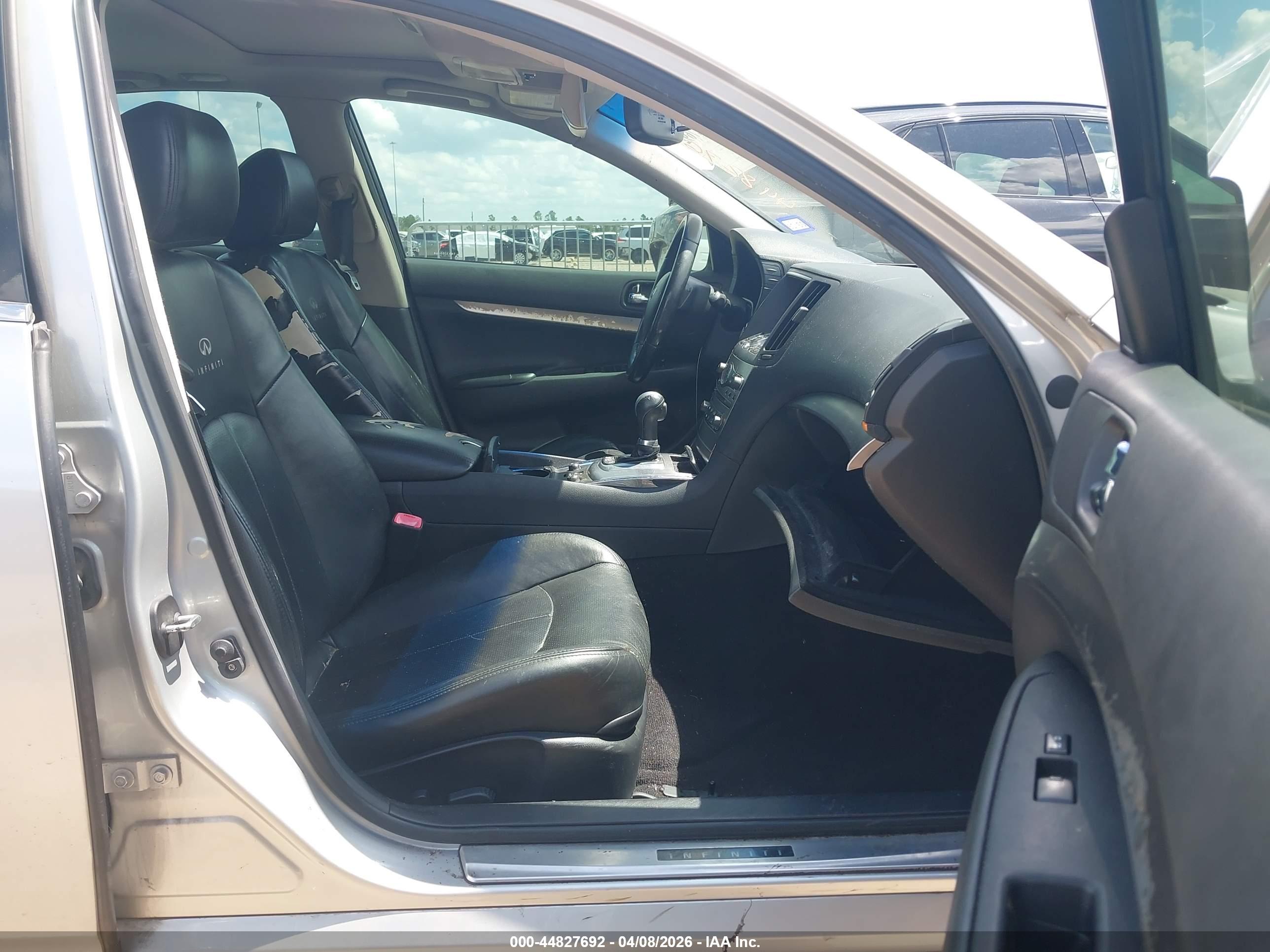 INFINITI G37X image 5
