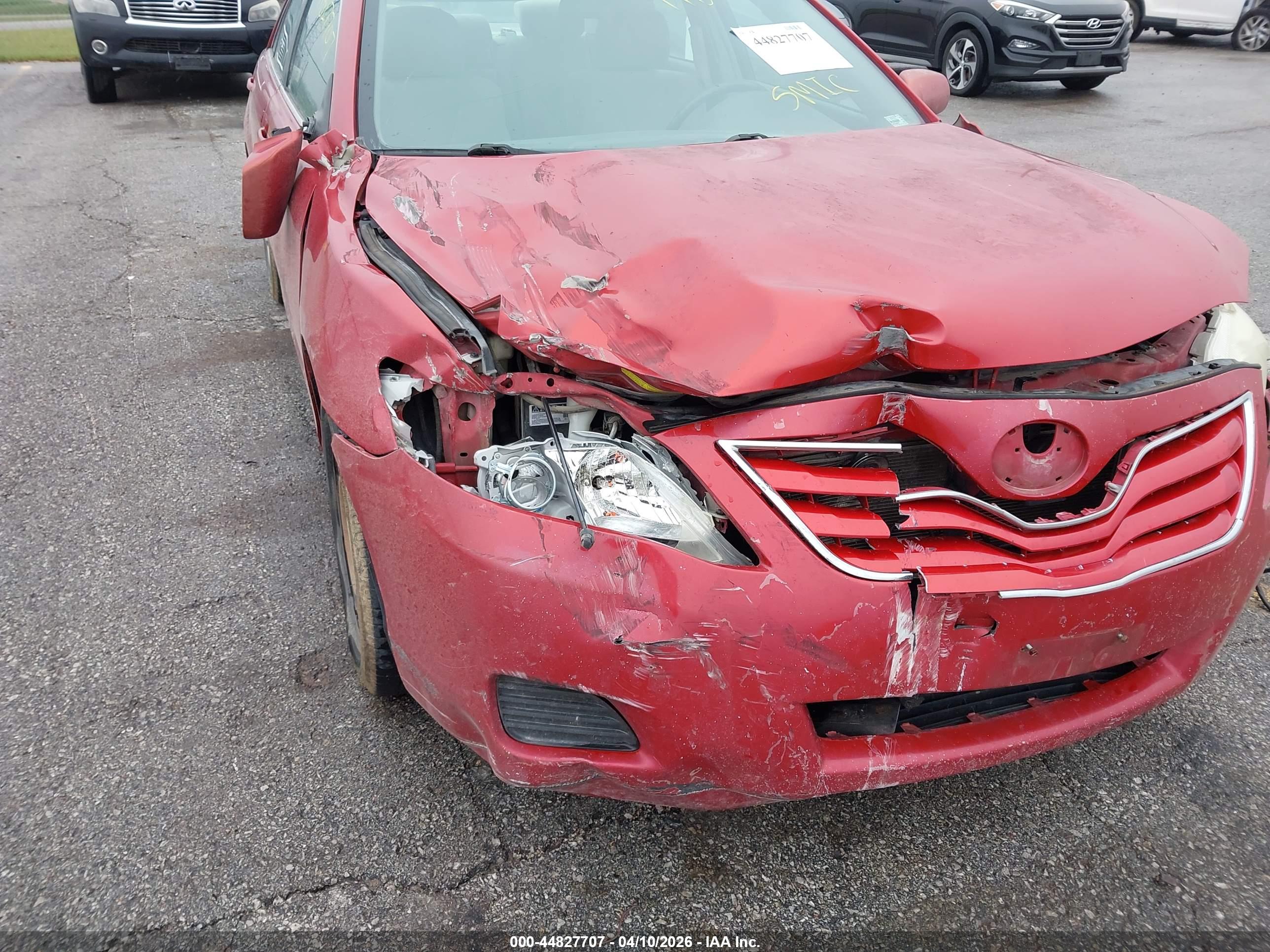 TOYOTA CAMRY image 6