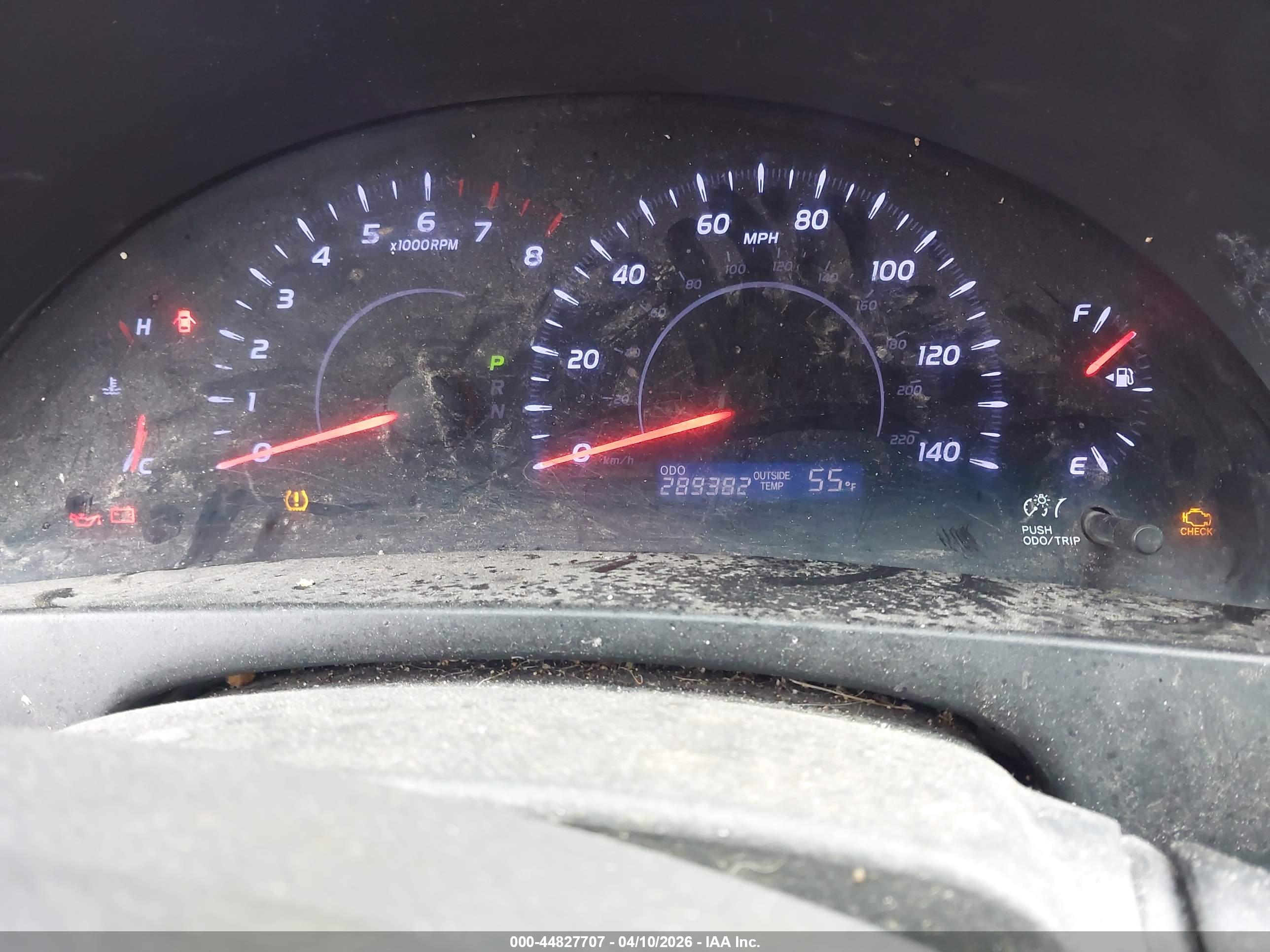 TOYOTA CAMRY image 7