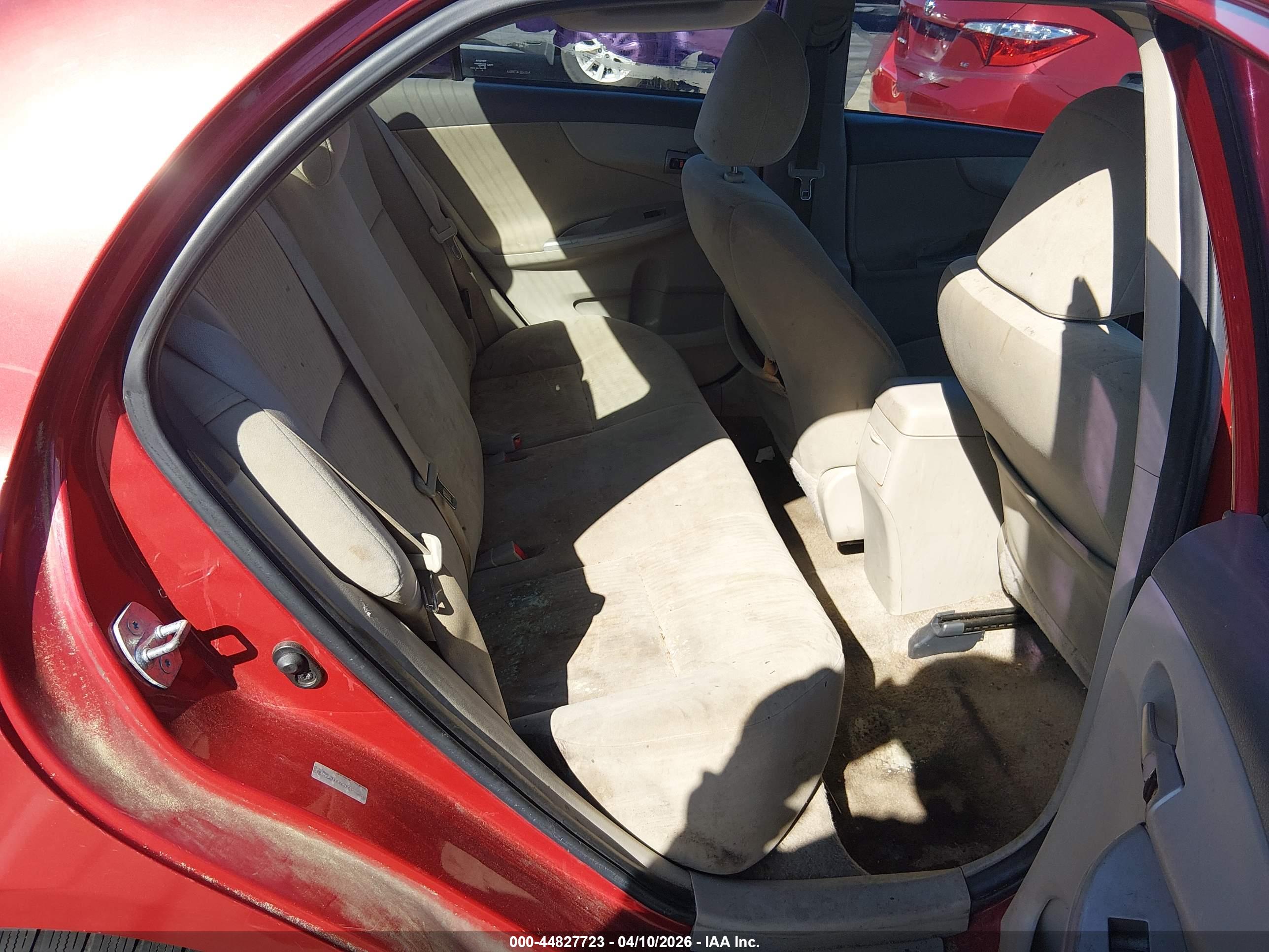 TOYOTA COROLLA image 8