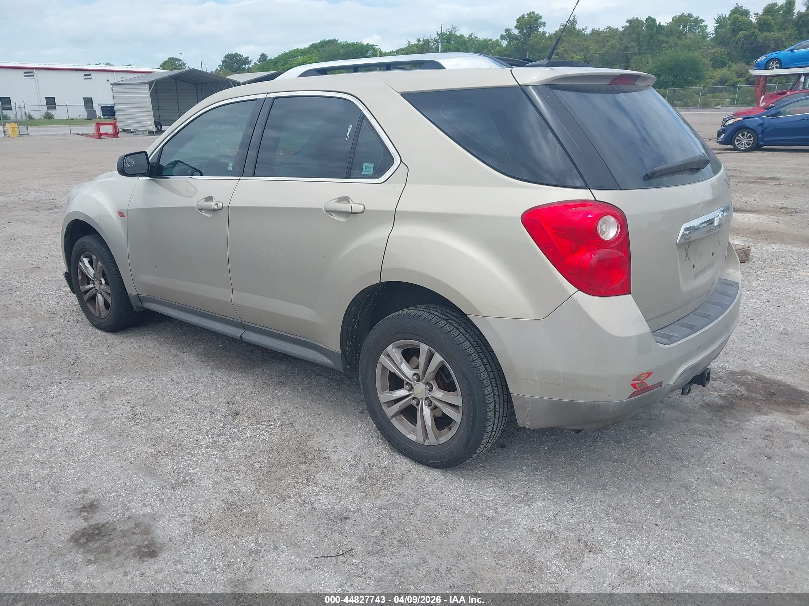 CHEVROLET EQUINOX image 3