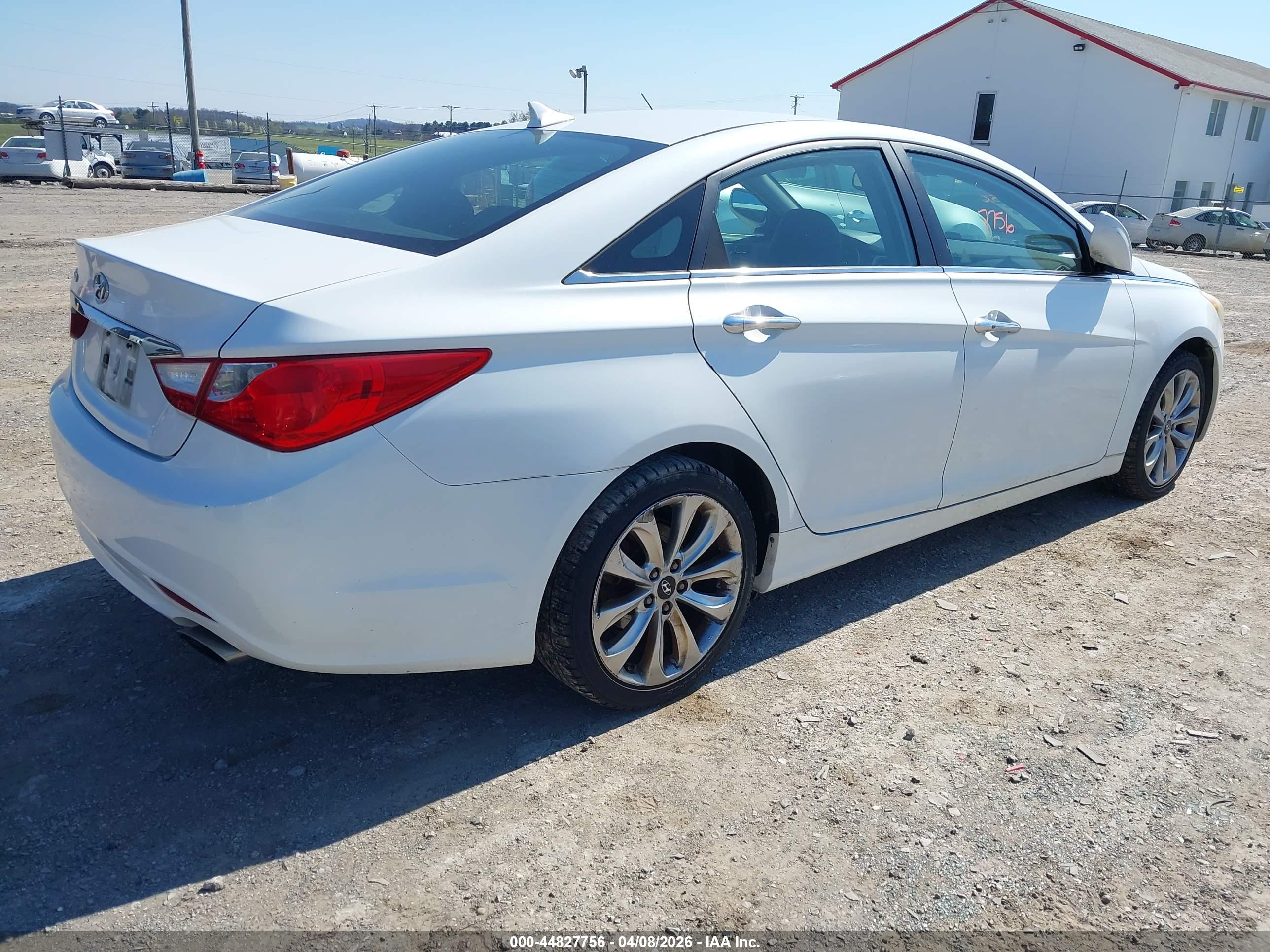 HYUNDAI SONATA image 4