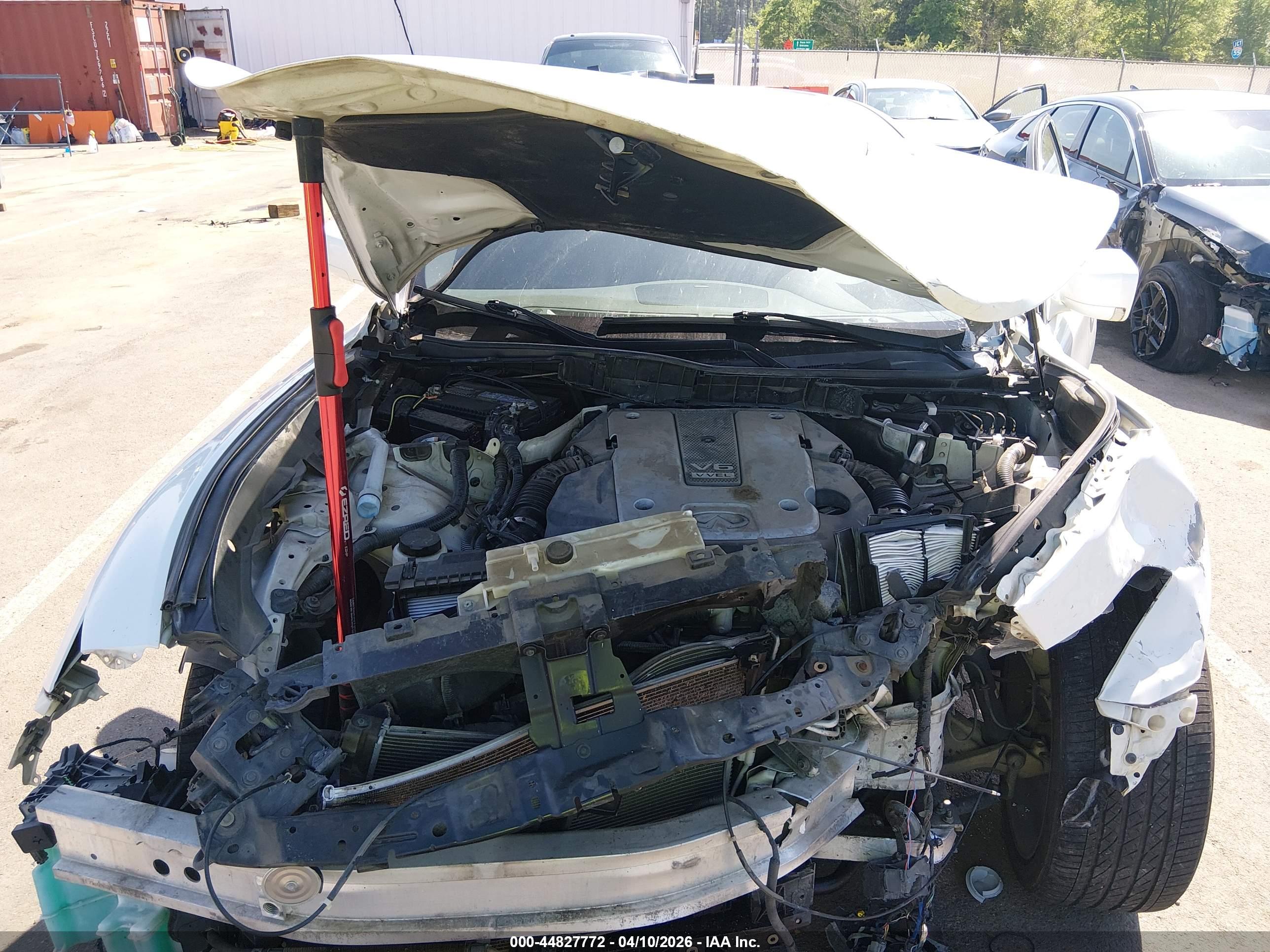 INFINITI M37 image 10
