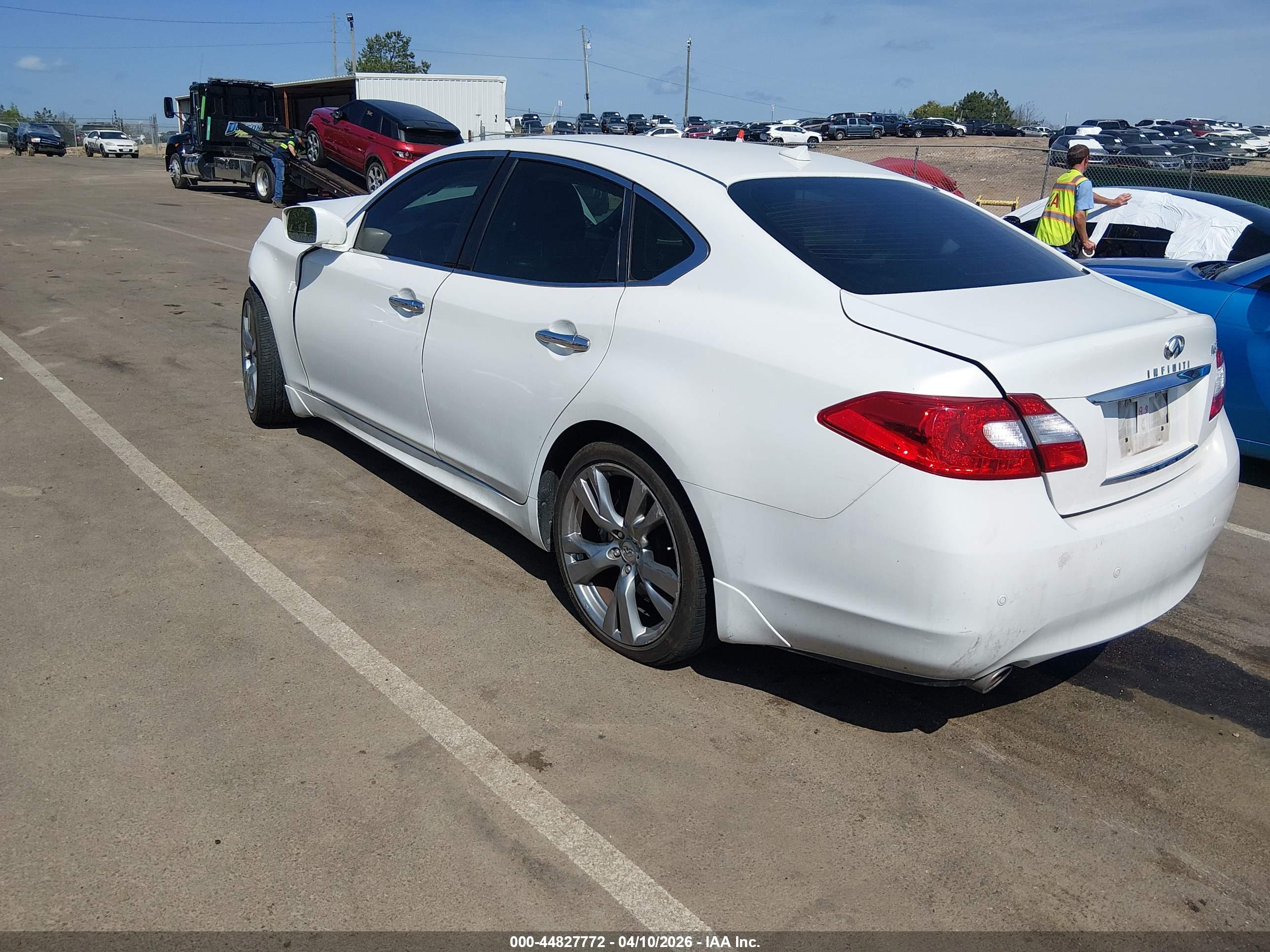 INFINITI M37 image 3