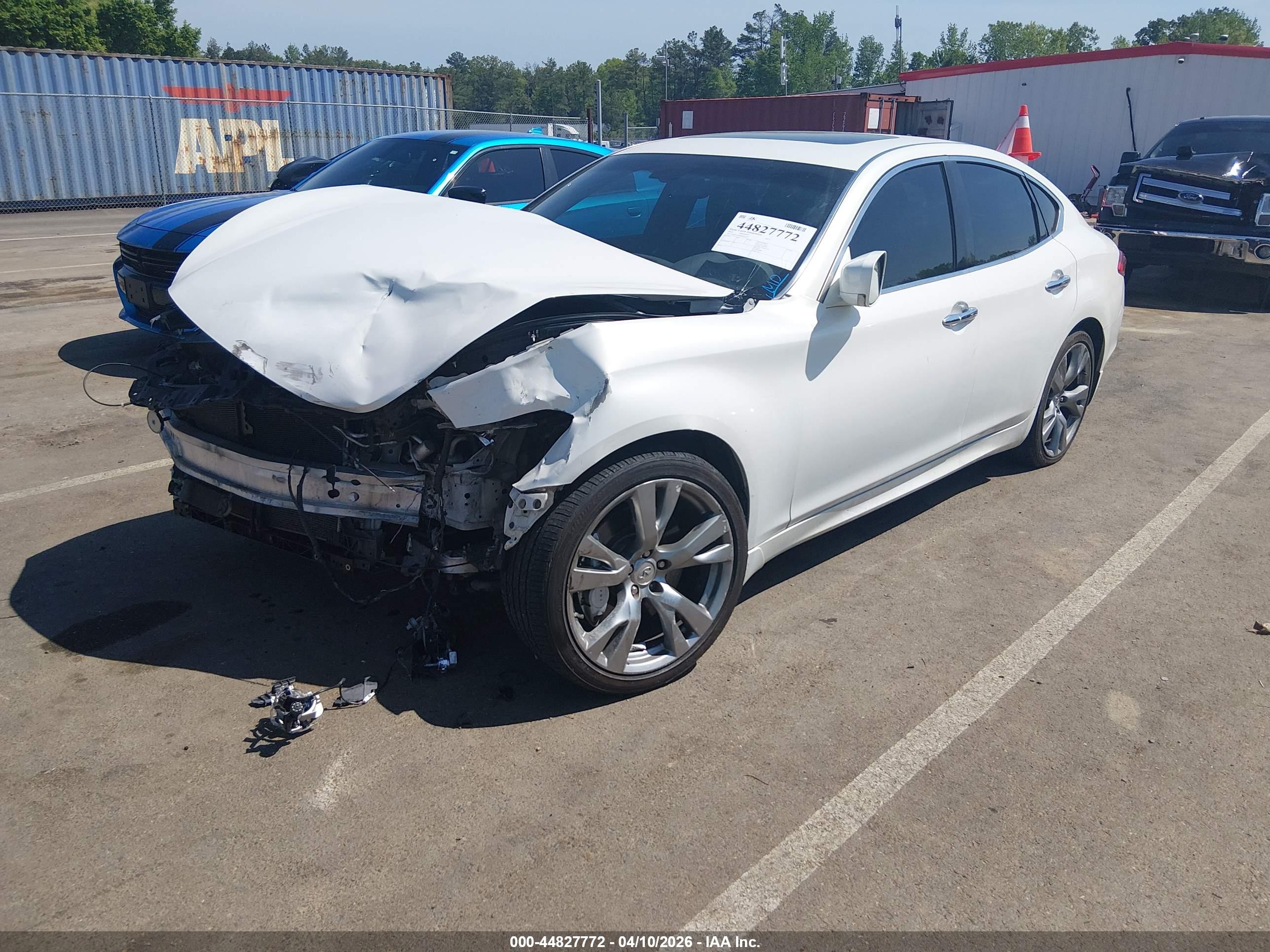 INFINITI M37 image 6