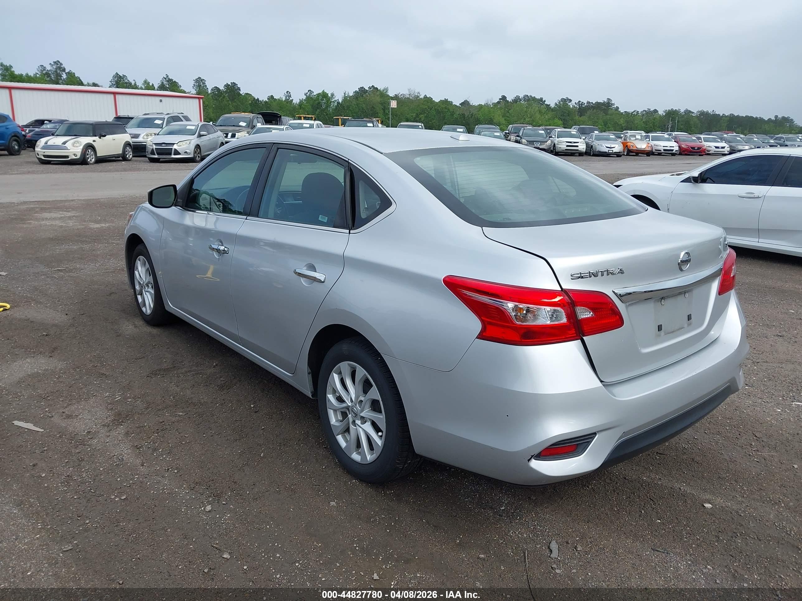 NISSAN SENTRA image 3