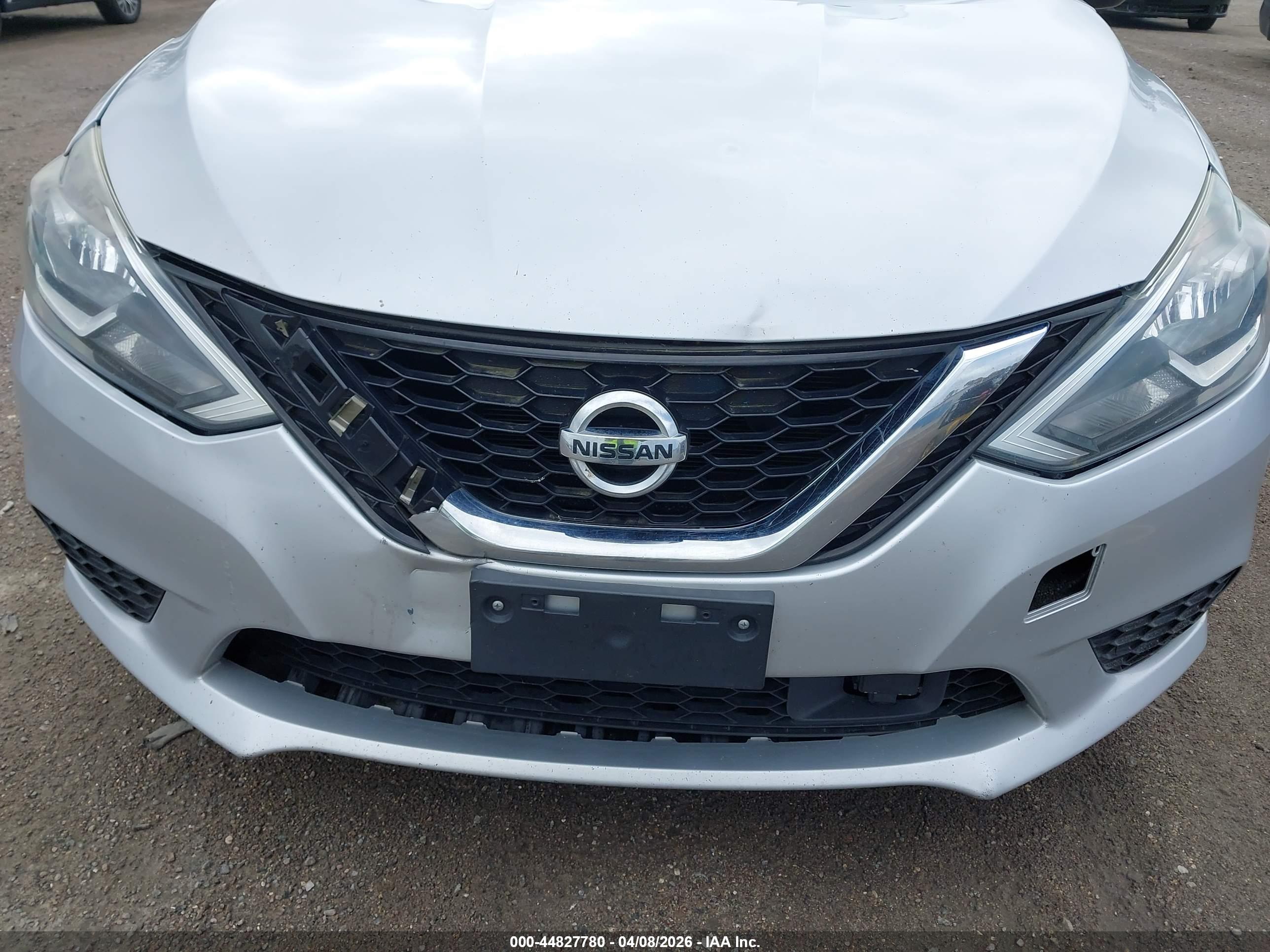 NISSAN SENTRA image 6