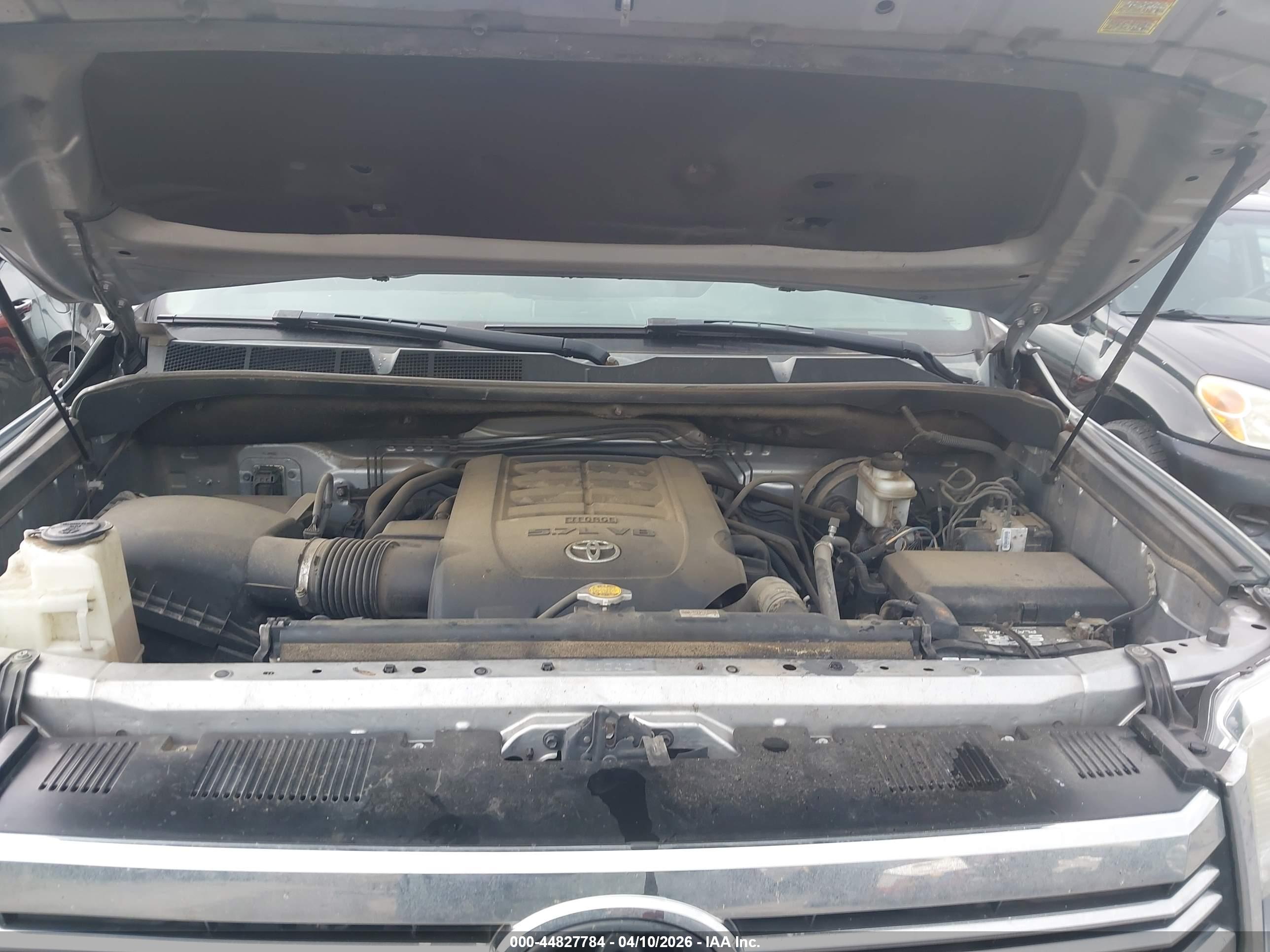 TOYOTA TUNDRA image 10