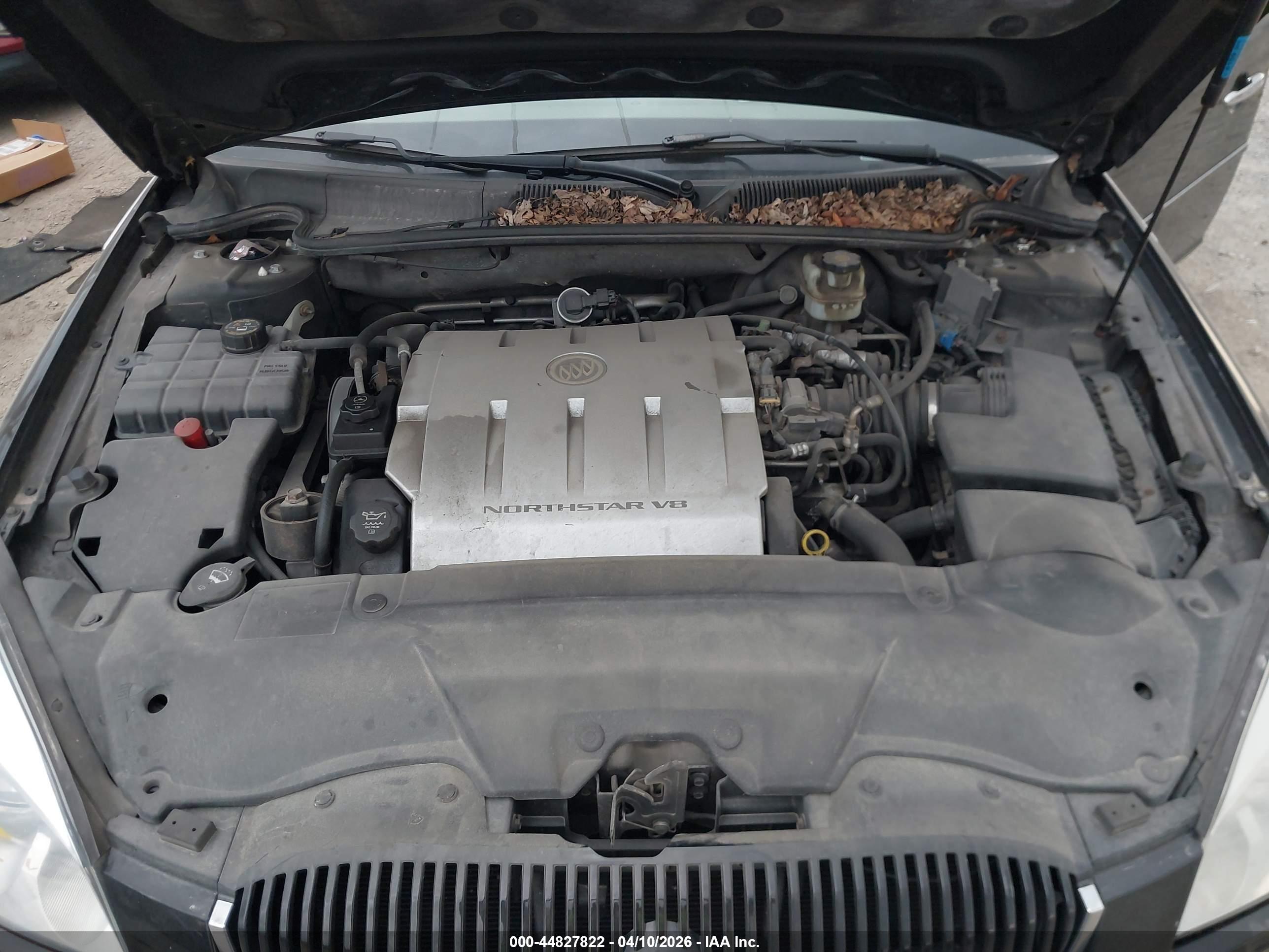 BUICK LUCERNE image 10