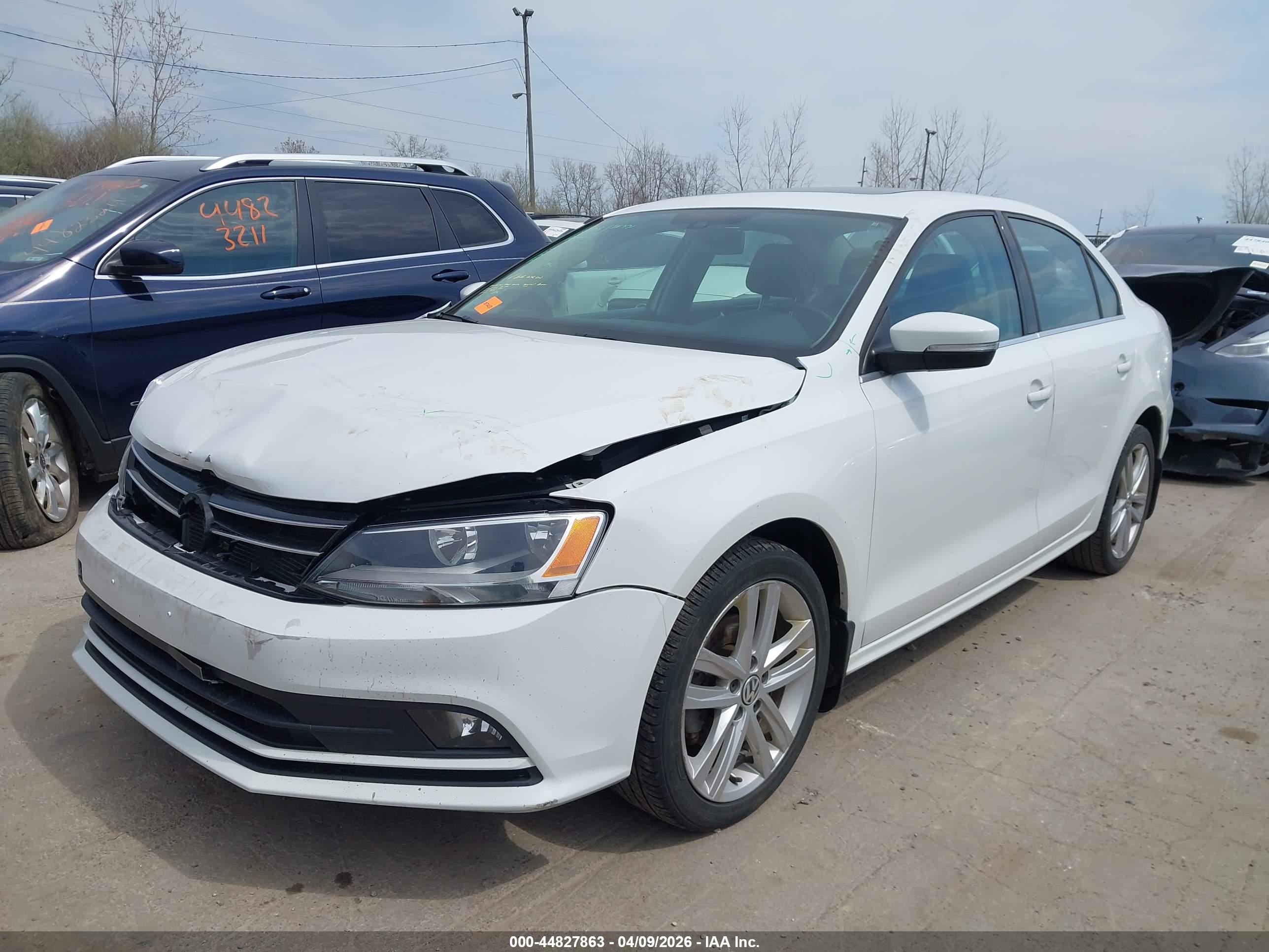 VOLKSWAGEN JETTA image 2