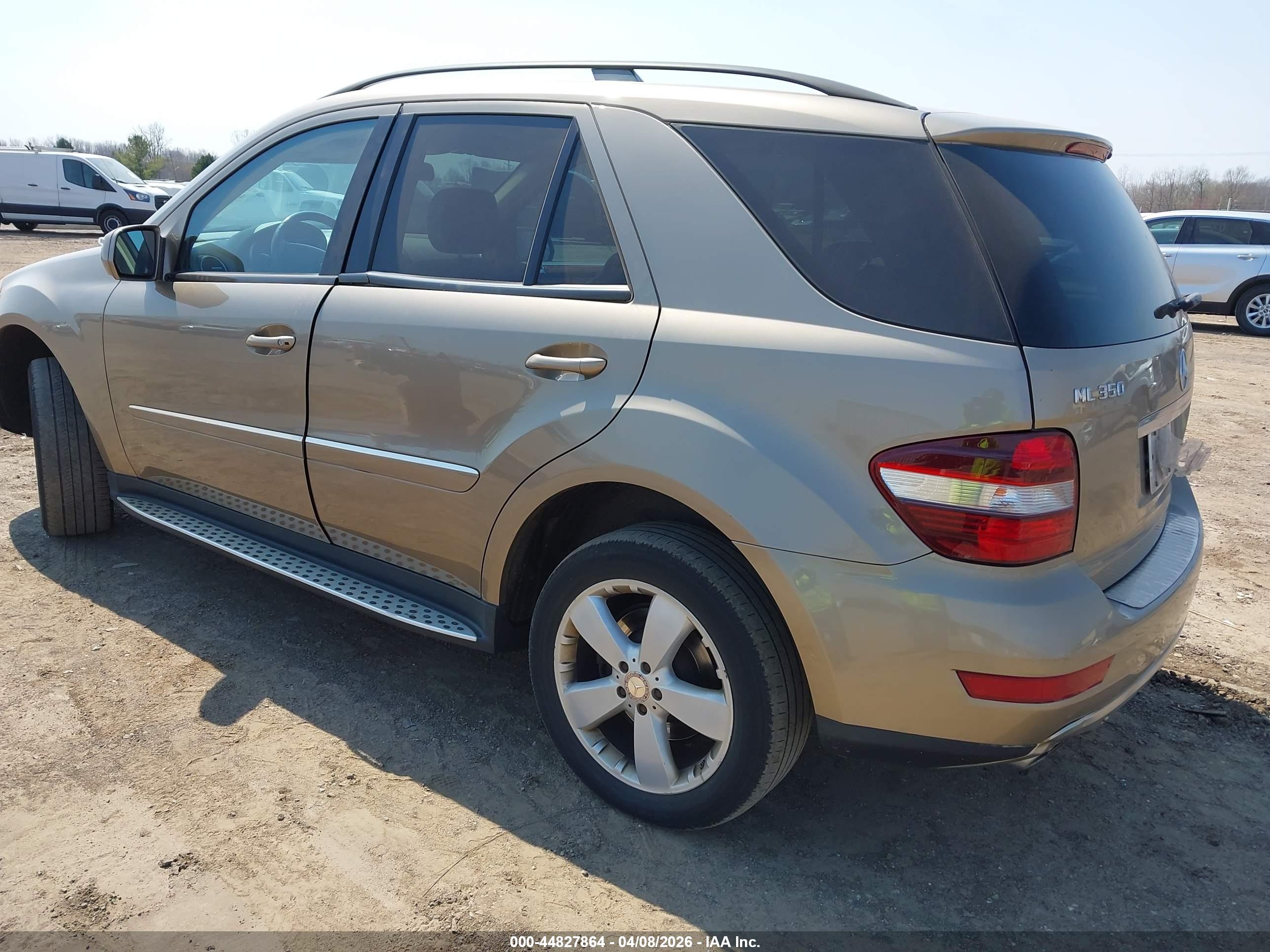 MERCEDES-BENZ ML image 3