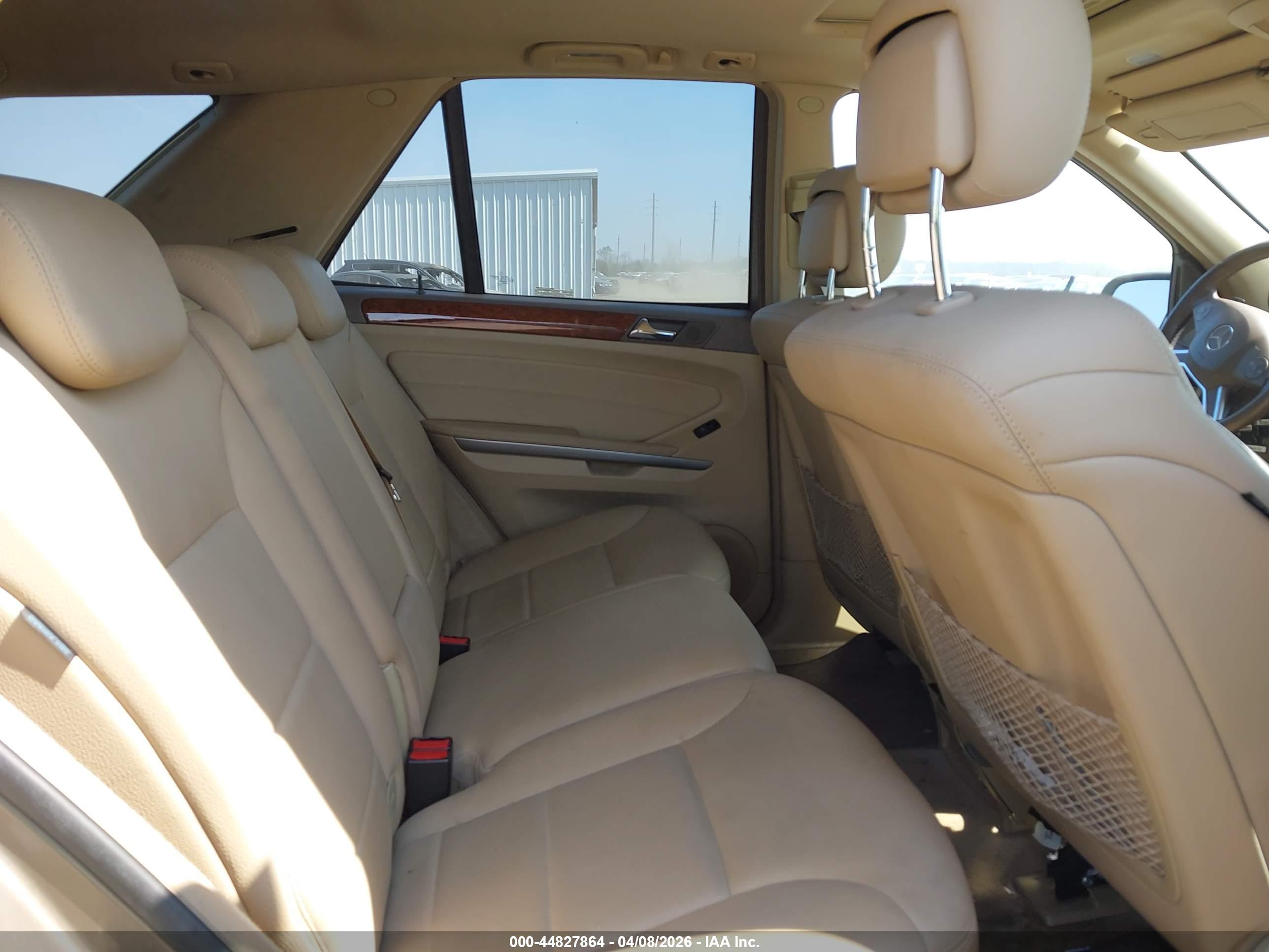 MERCEDES-BENZ ML image 8
