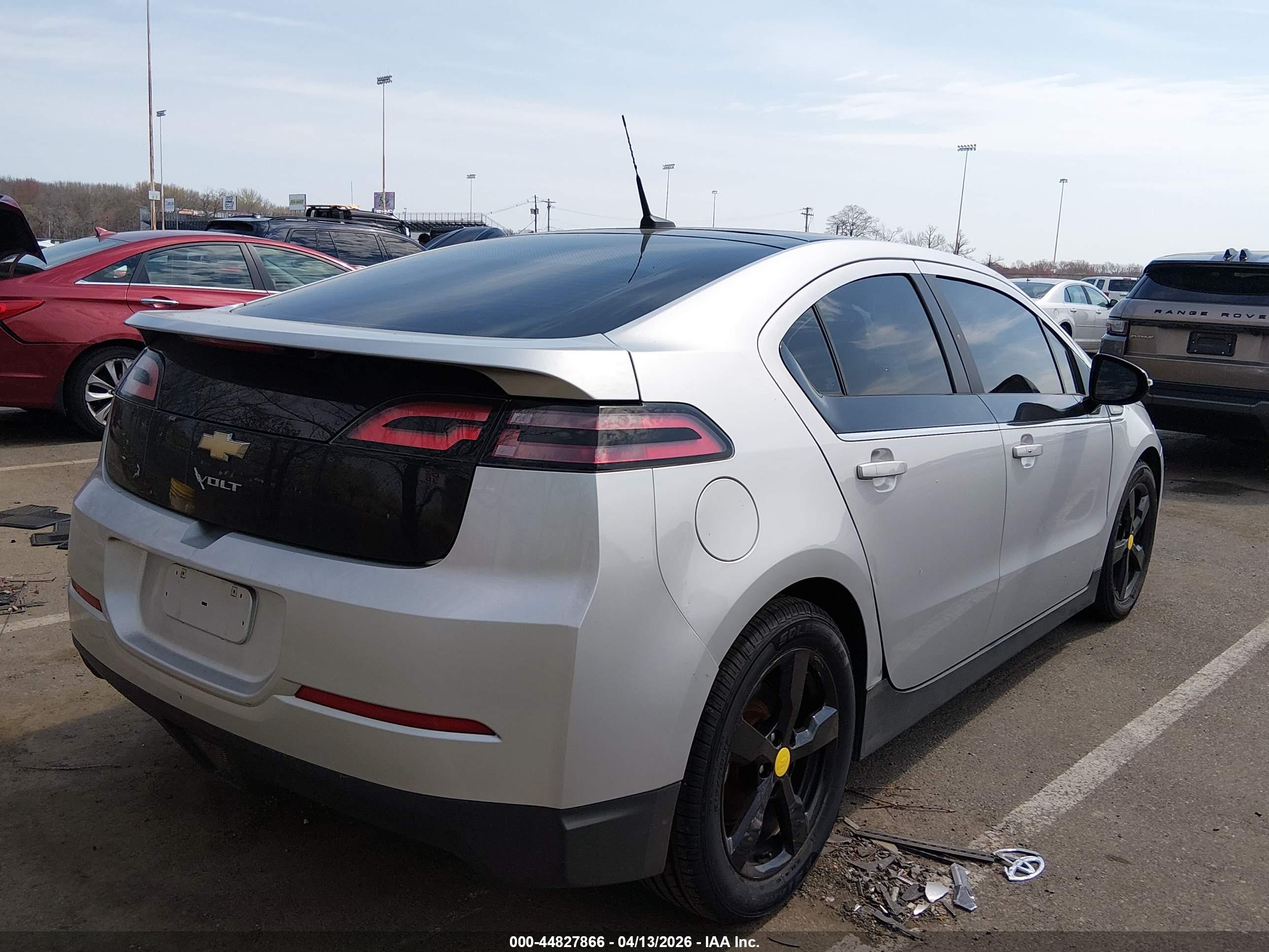 CHEVROLET VOLT image 4