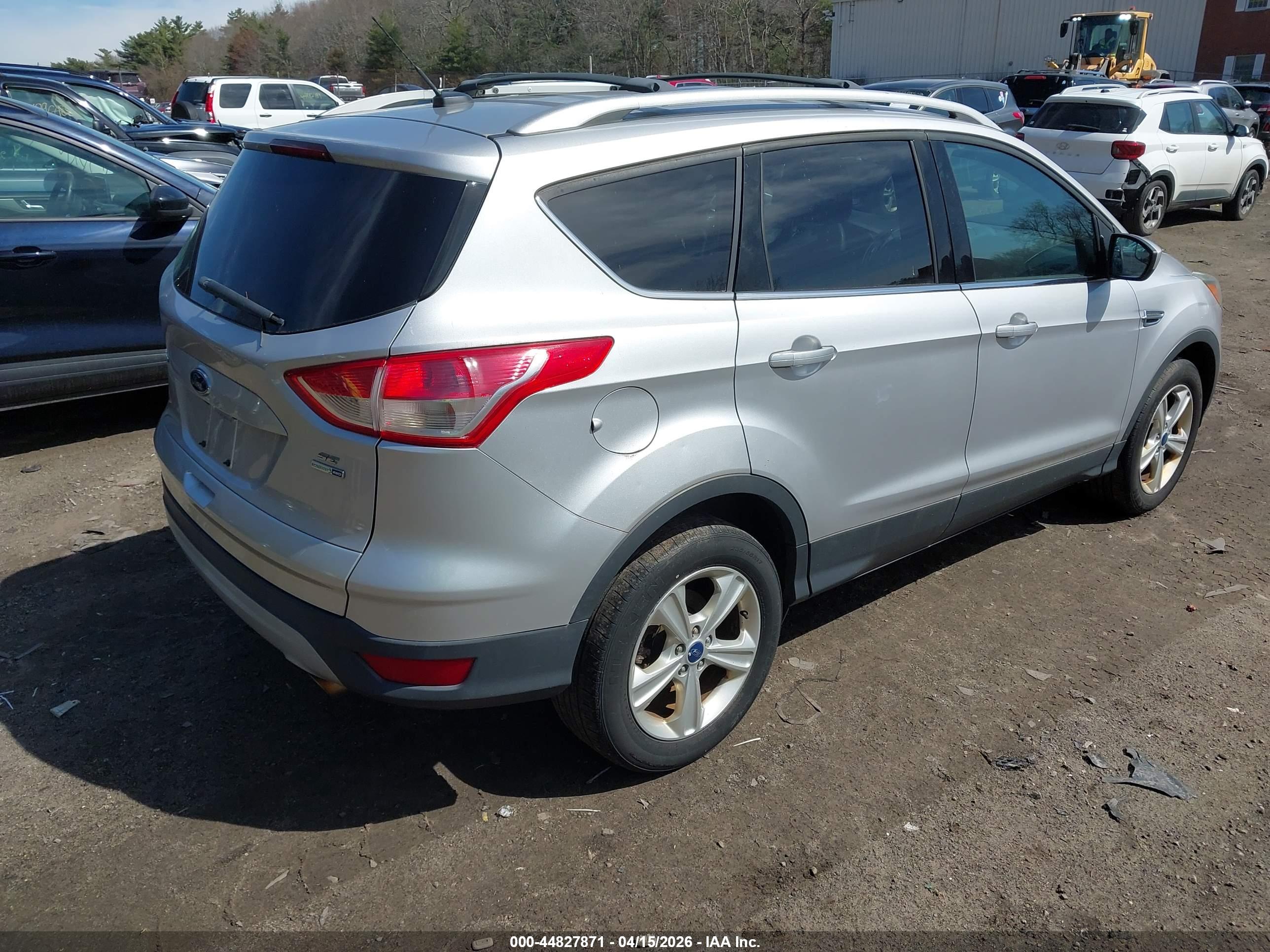 FORD ESCAPE image 4