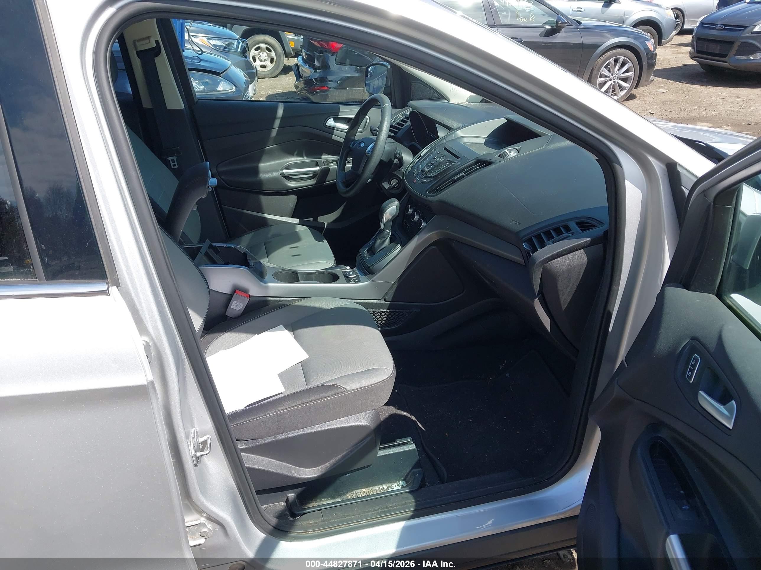 FORD ESCAPE image 5