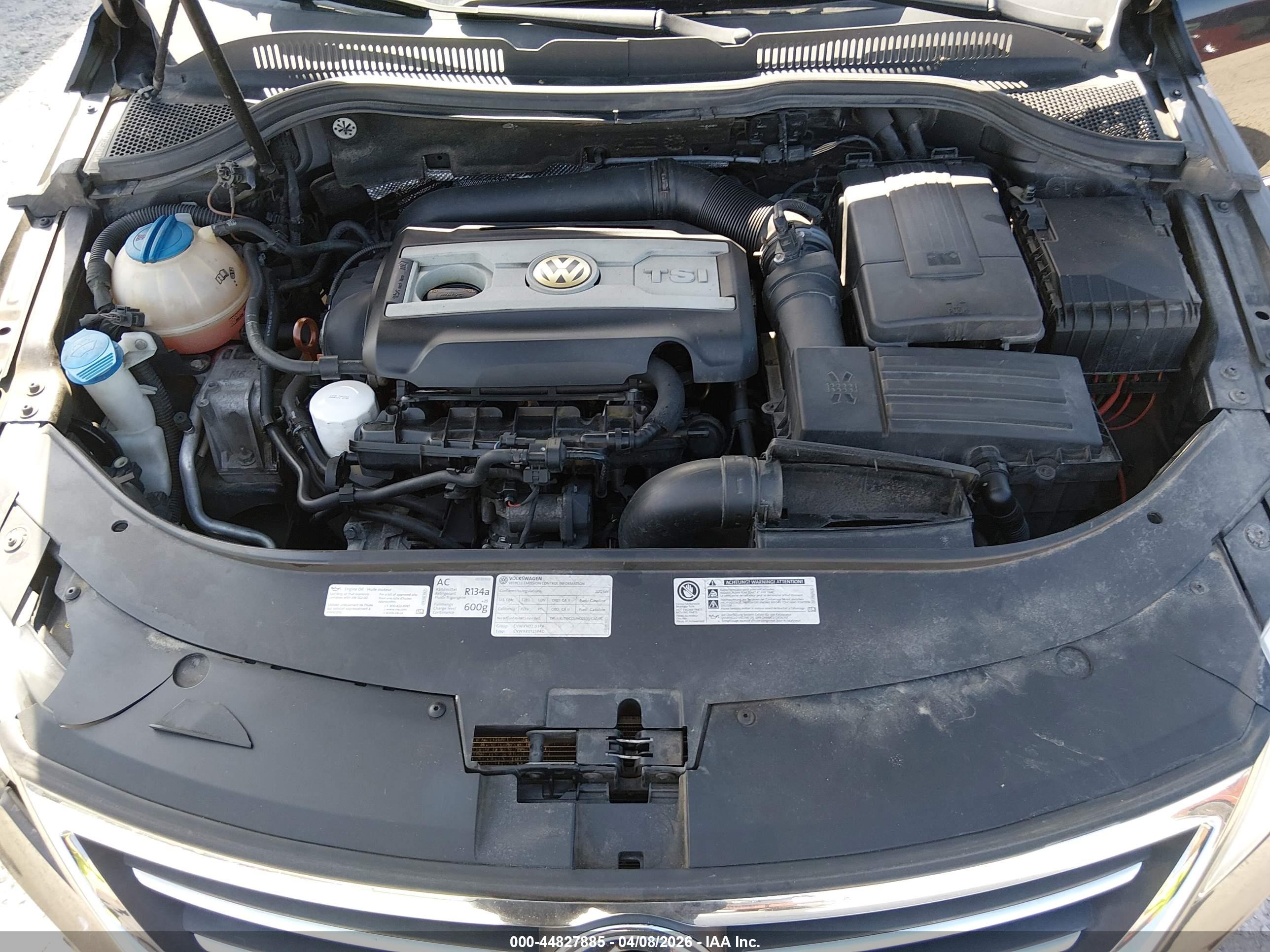 VOLKSWAGEN CC image 10