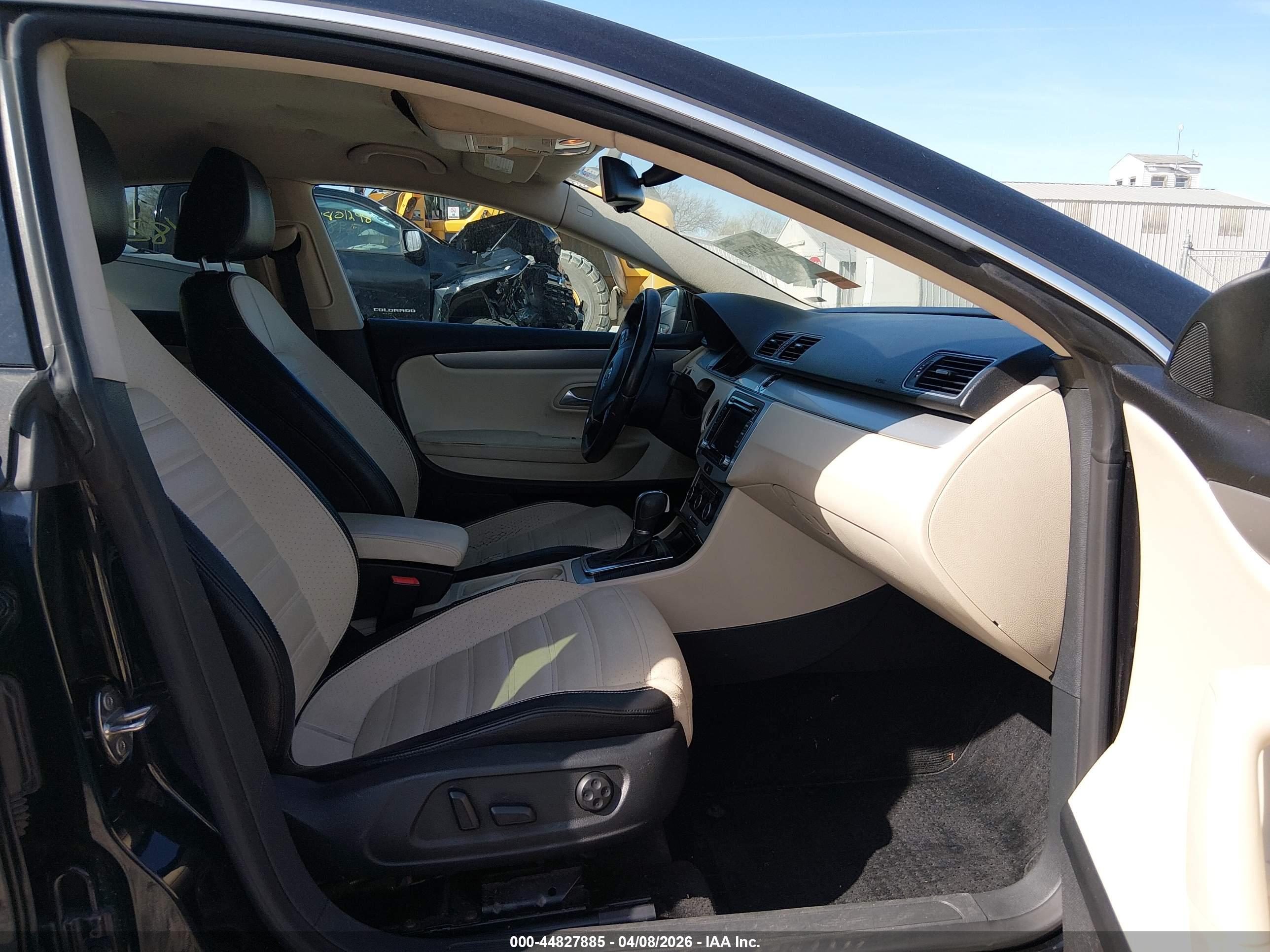 VOLKSWAGEN CC image 5